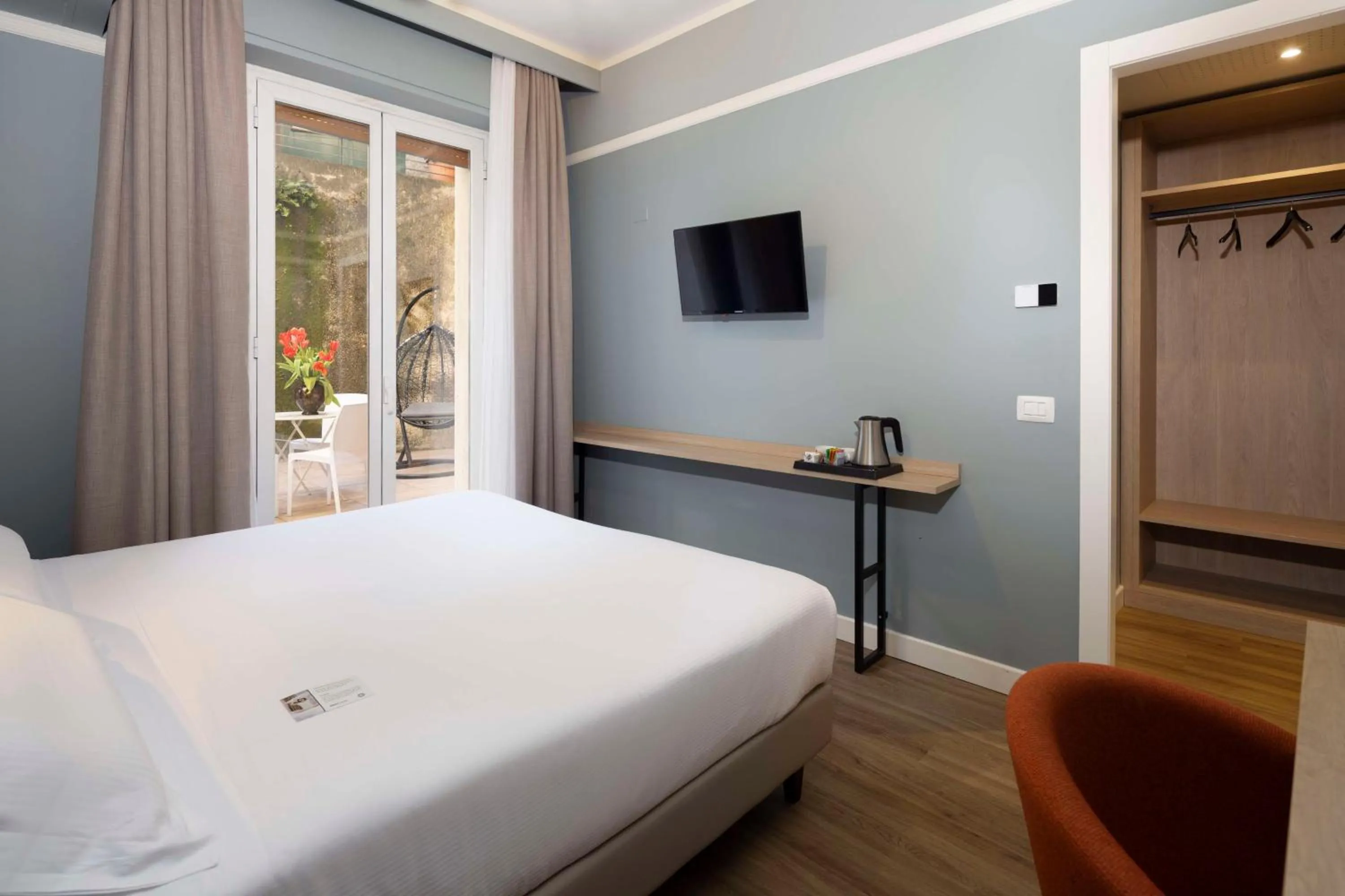 Bedroom, Bed in Hotel Shelley e delle Palme, BW Signature Collection