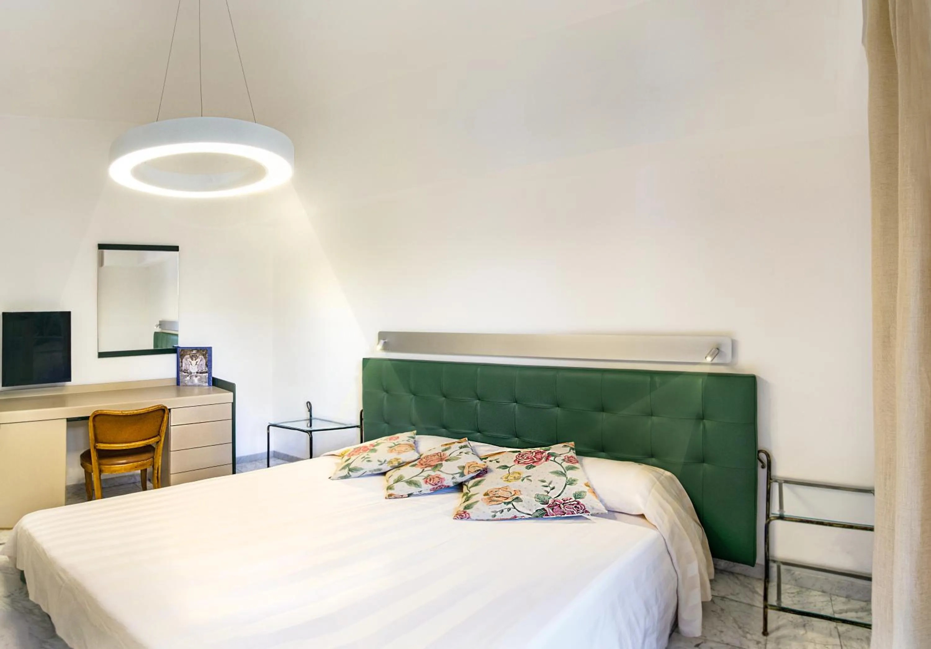 Bed in Hotel Shelley e delle Palme, BW Signature Collection