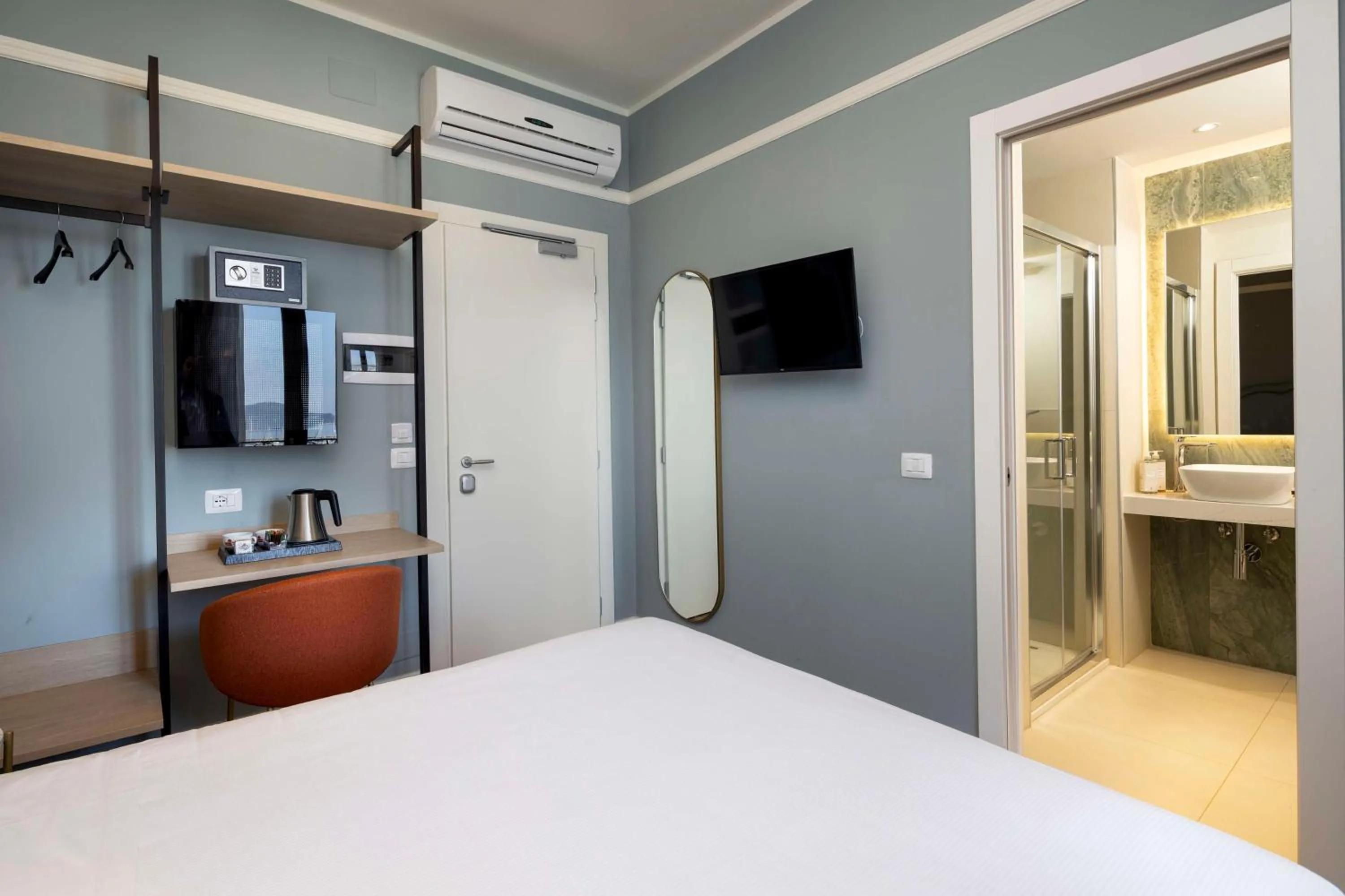 Bedroom, Bed in Hotel Shelley e delle Palme, BW Signature Collection