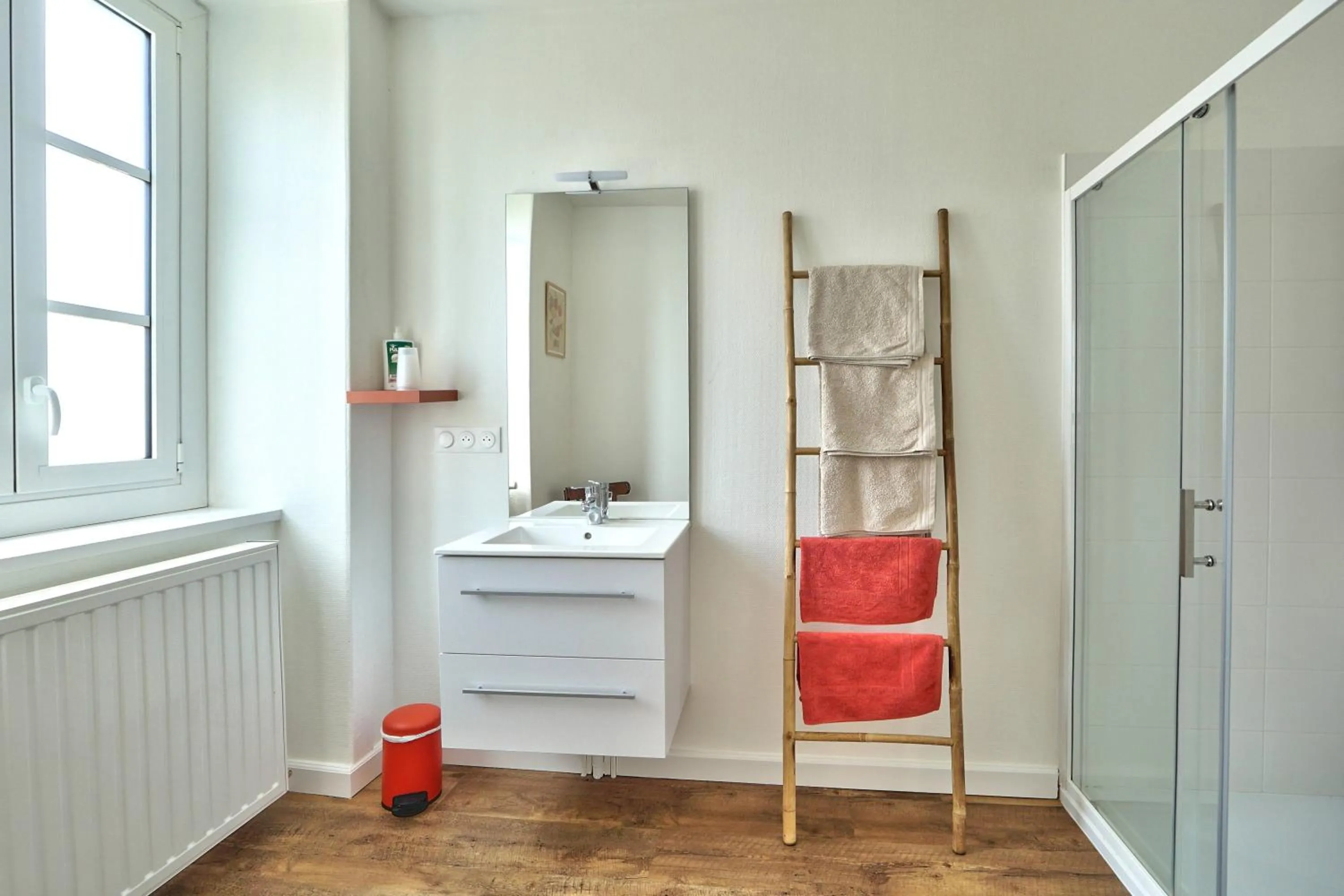 Shower in Auberge Ti'gousket