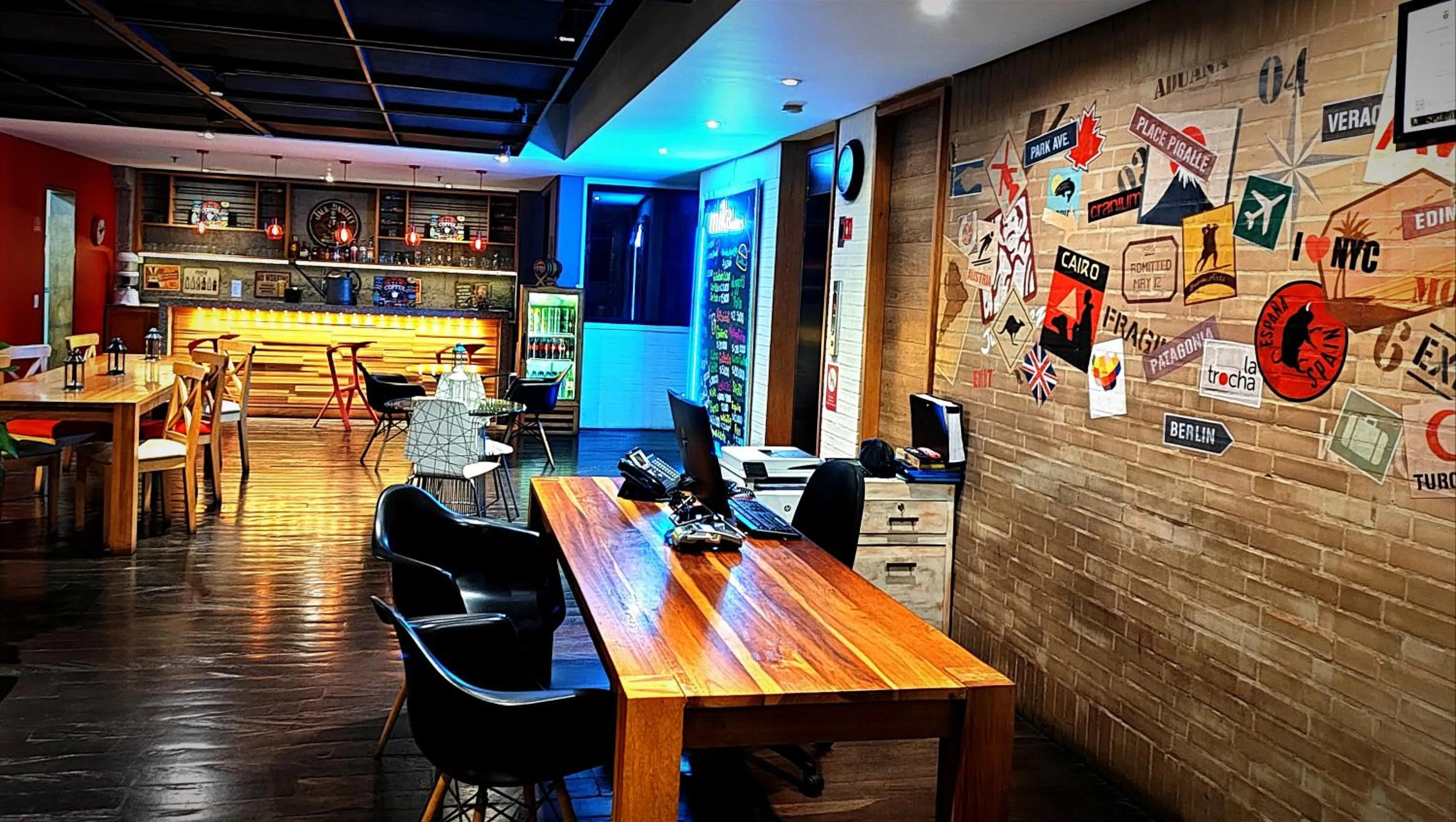 Lobby or reception in Mika Suites