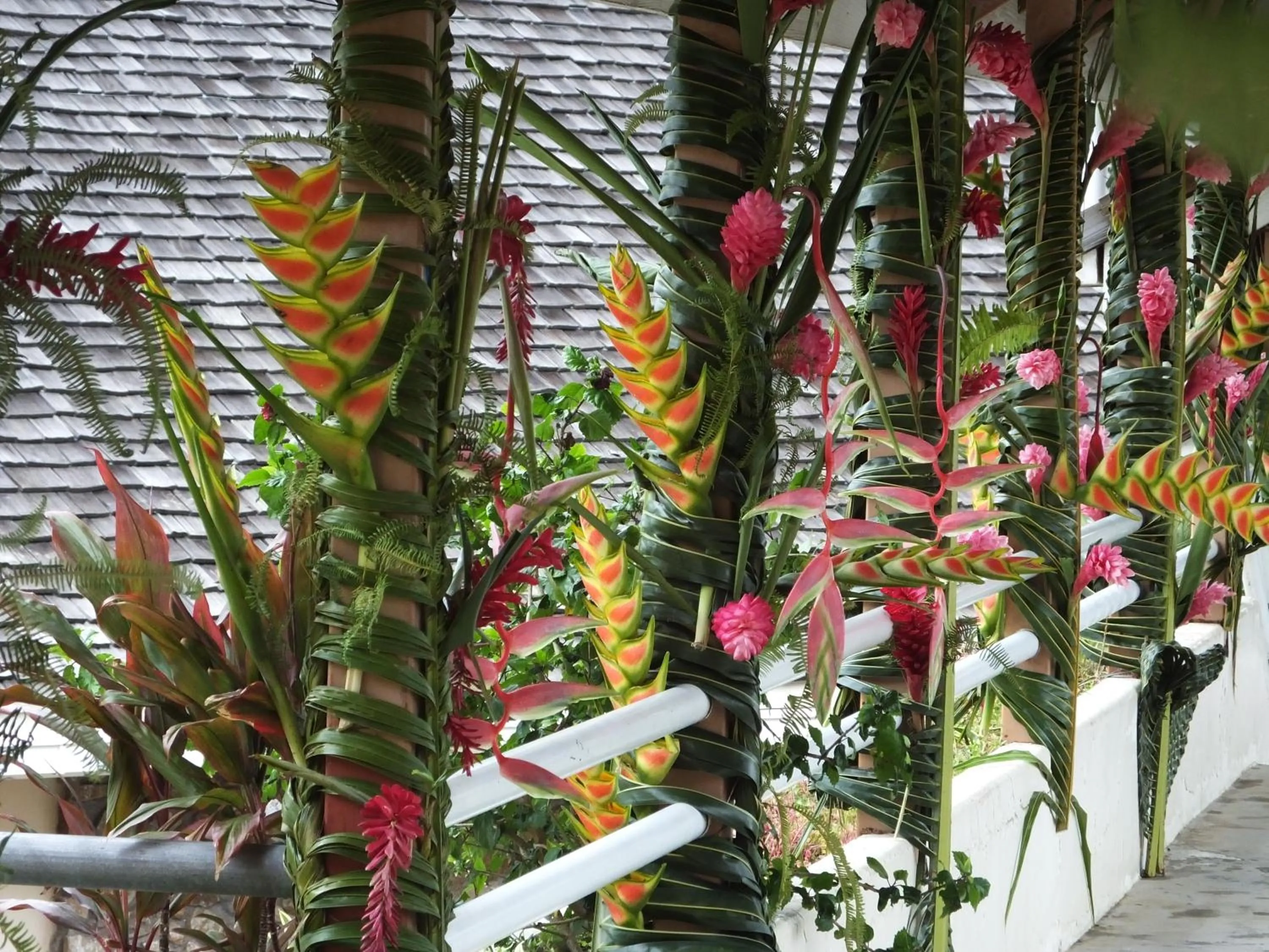 Decorative detail in Tiki Hôtel - Hôtel d'application du Lycée de Tahiti