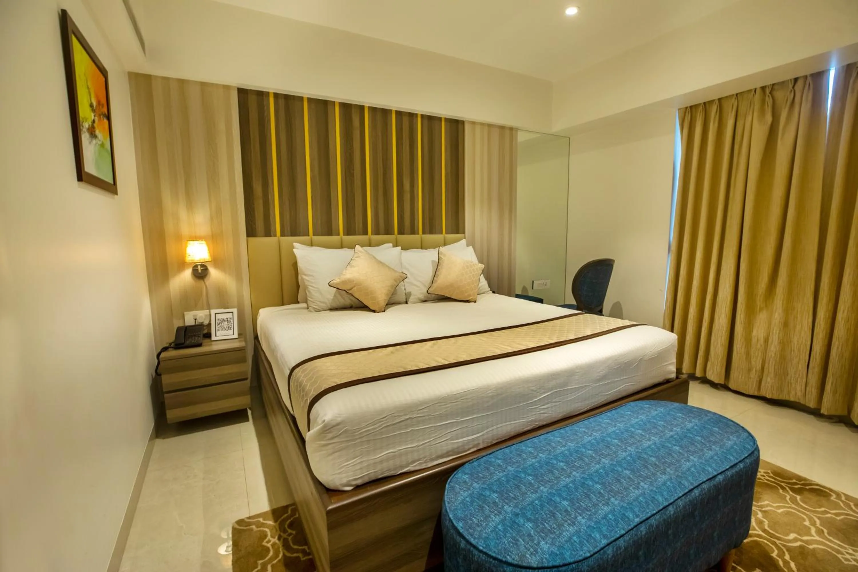 View (from property/room), Bed in The Thane Club