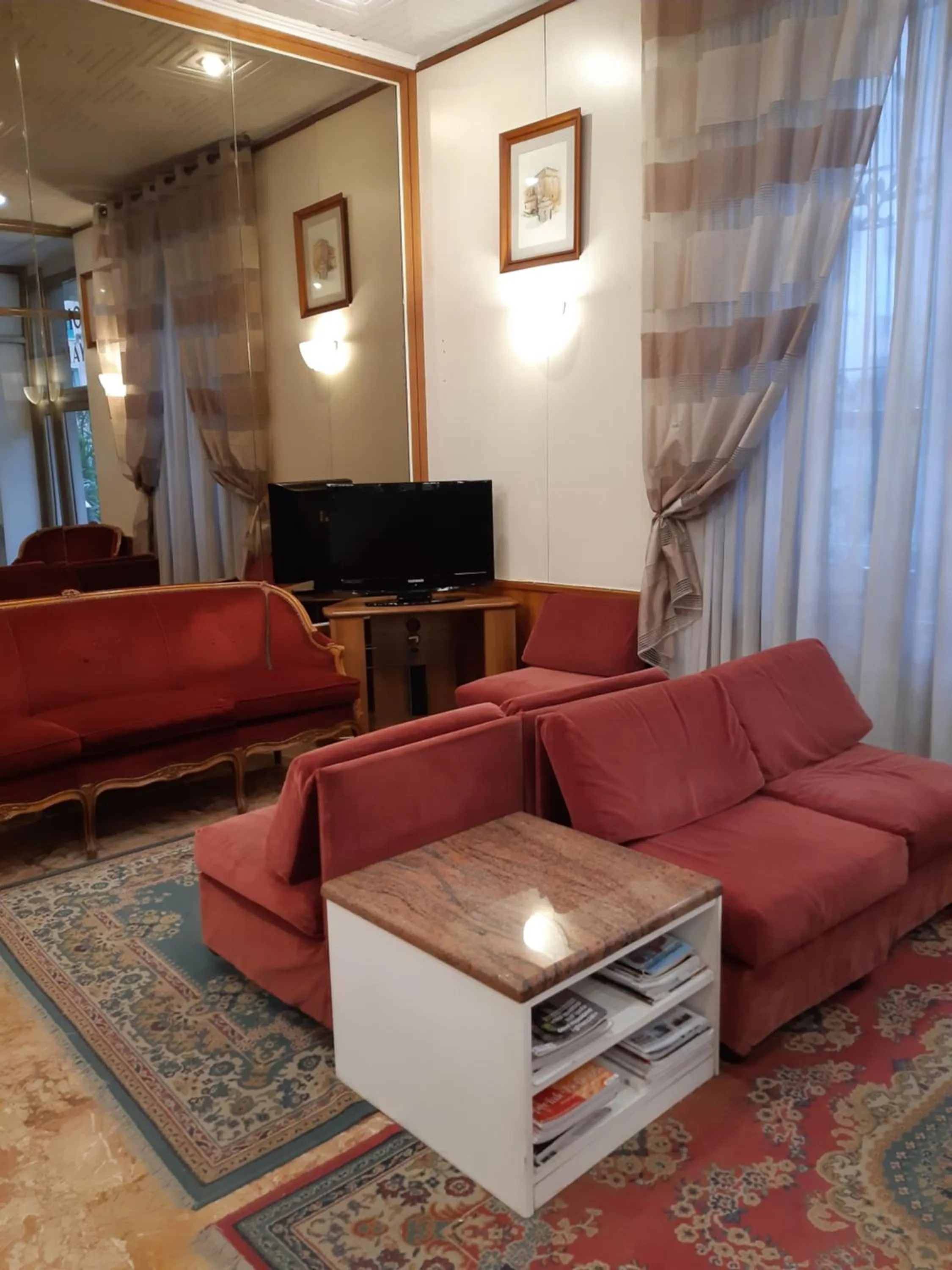 Lobby or reception in Hotel Mayorca