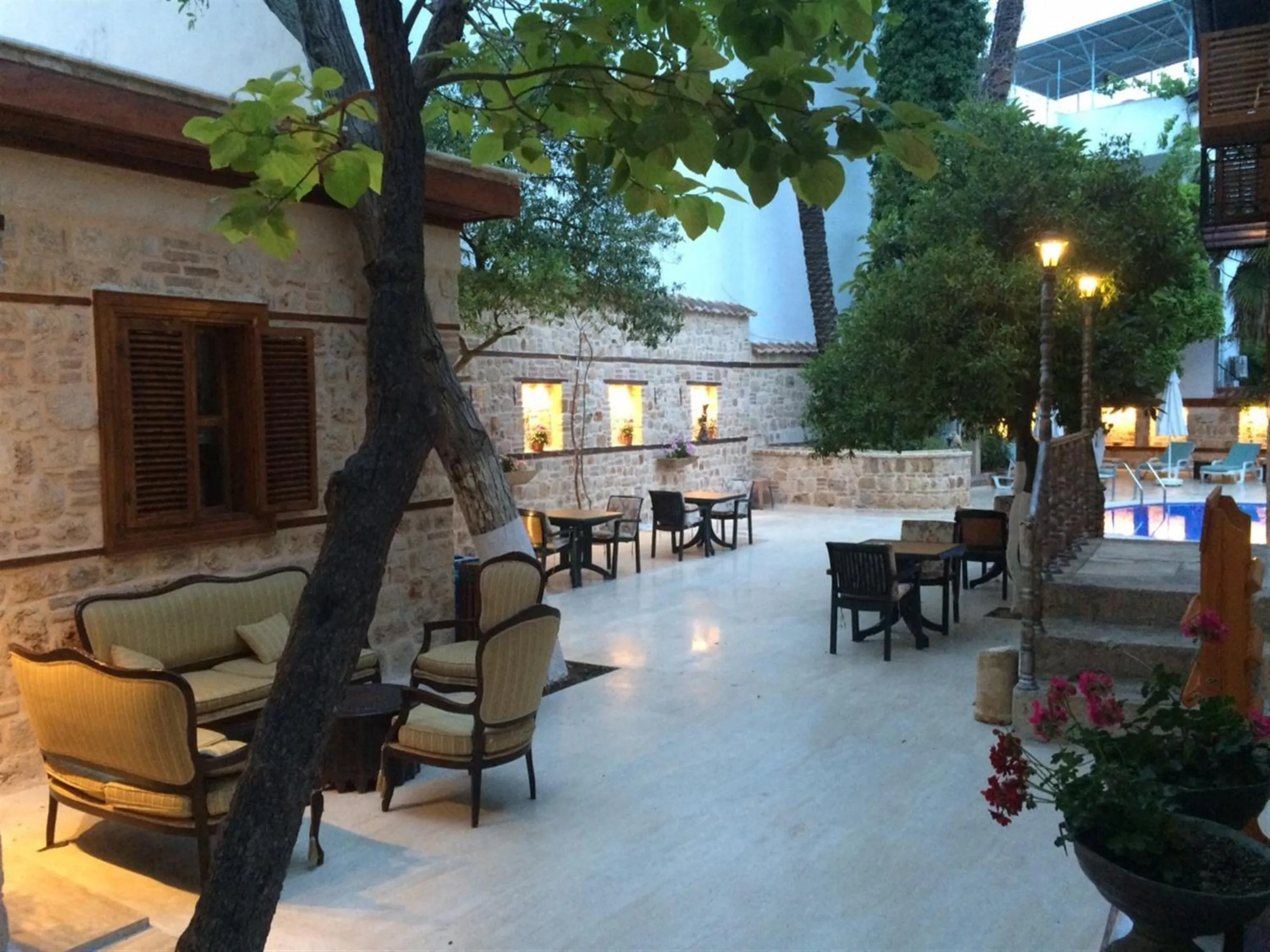 Garden in White Garden Hotel-Adult Only
