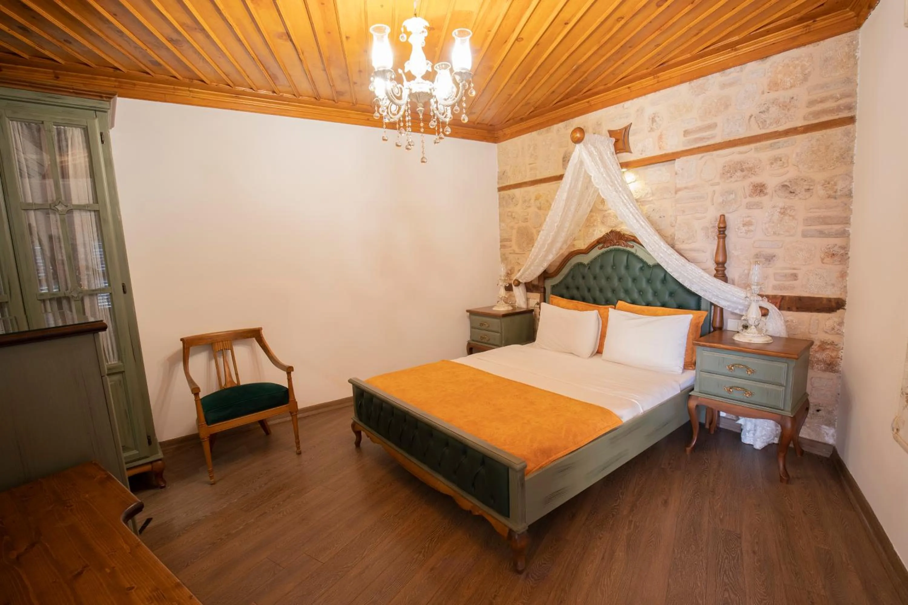 Bed in White Garden Hotel-Adult Only