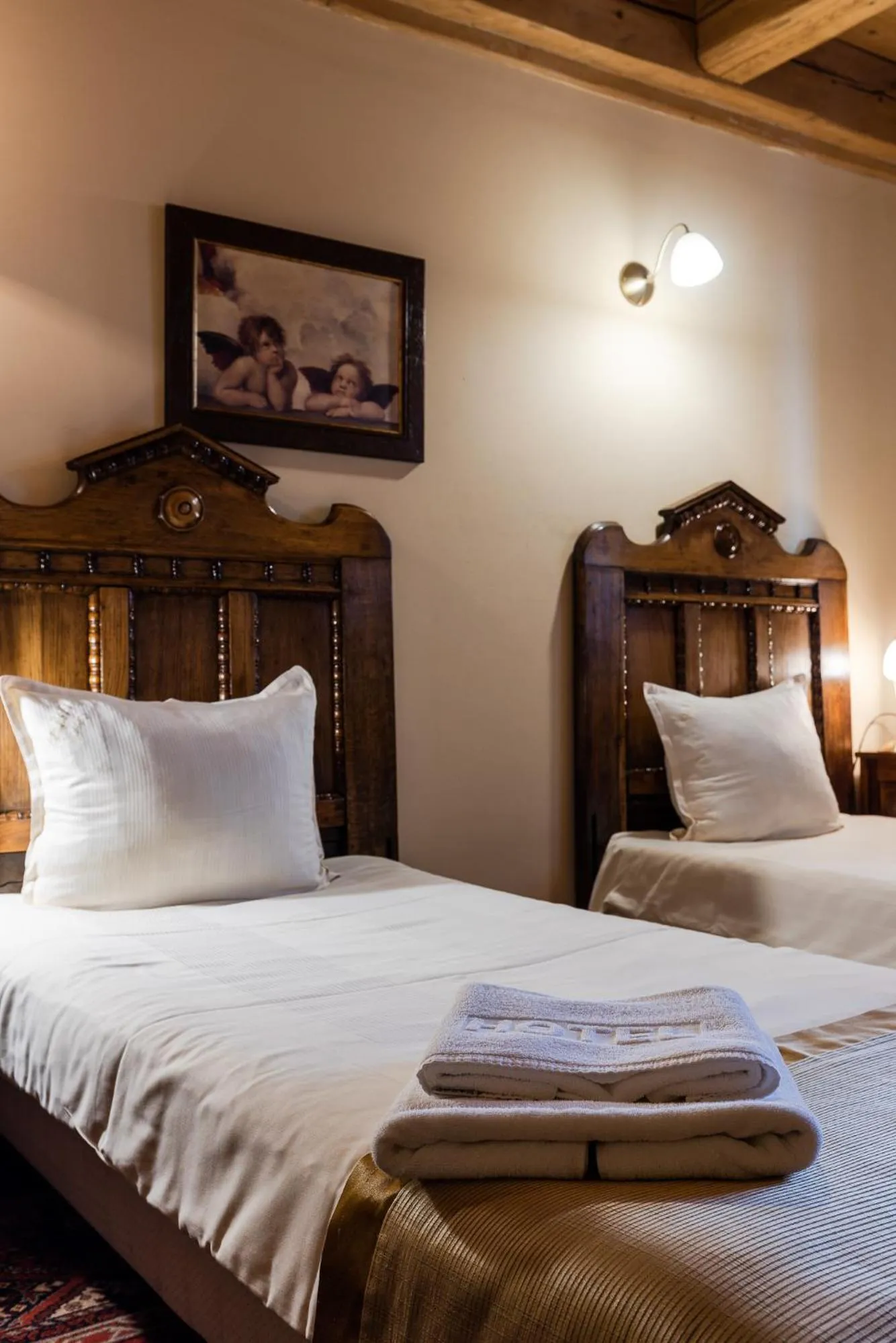 Bed in Hotel Marysin Dwór