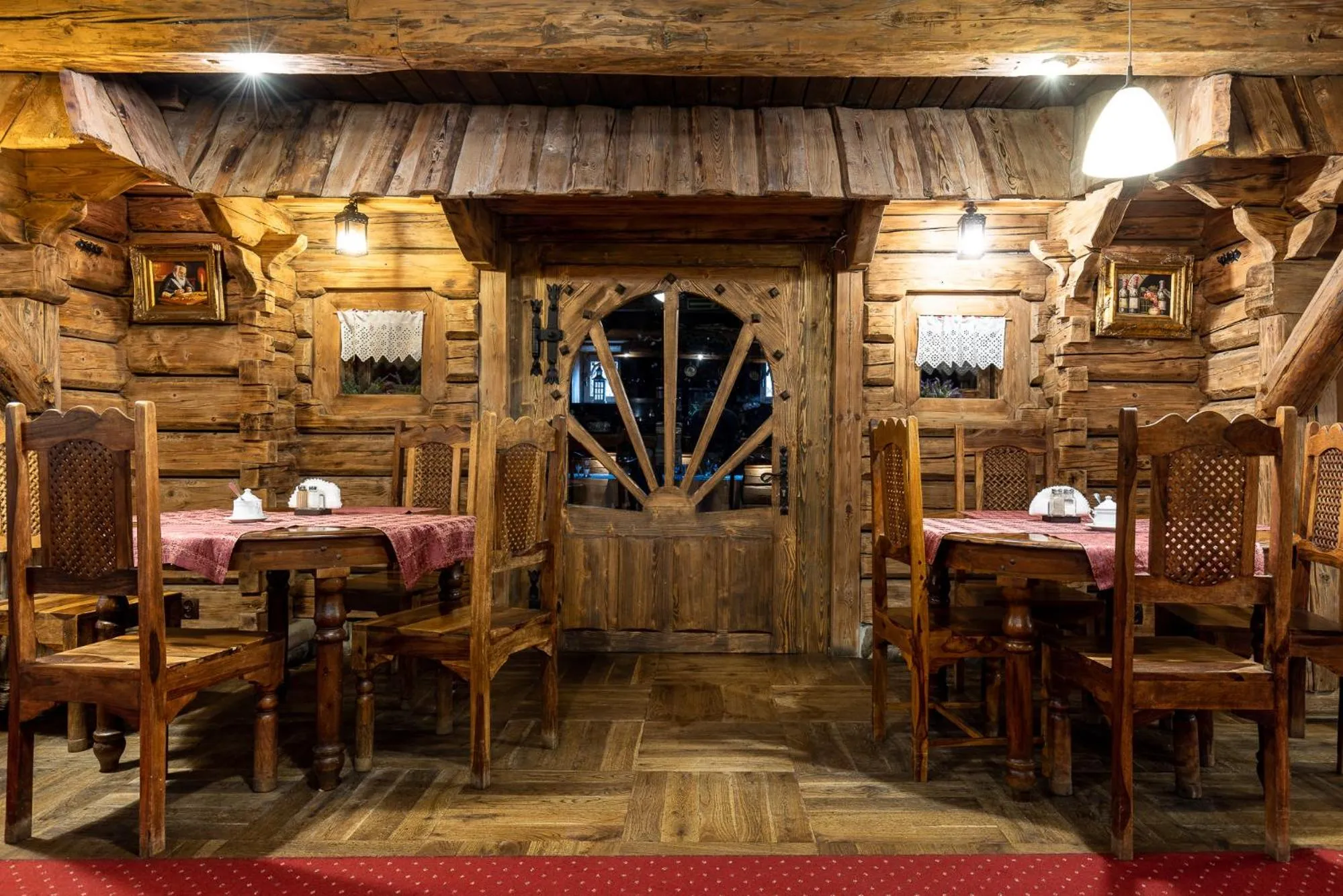 Restaurant/places to eat in Hotel Marysin Dwór