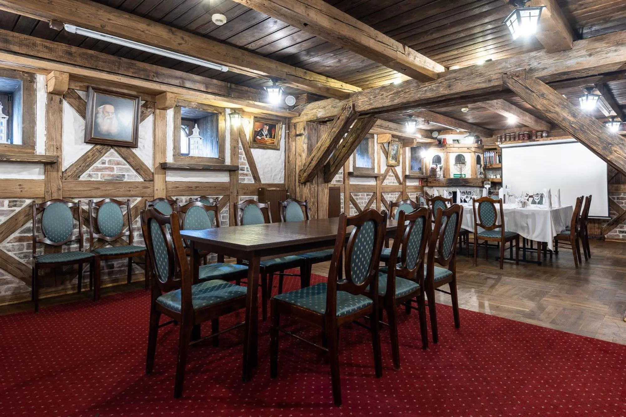 Restaurant/places to eat in Hotel Marysin Dwór