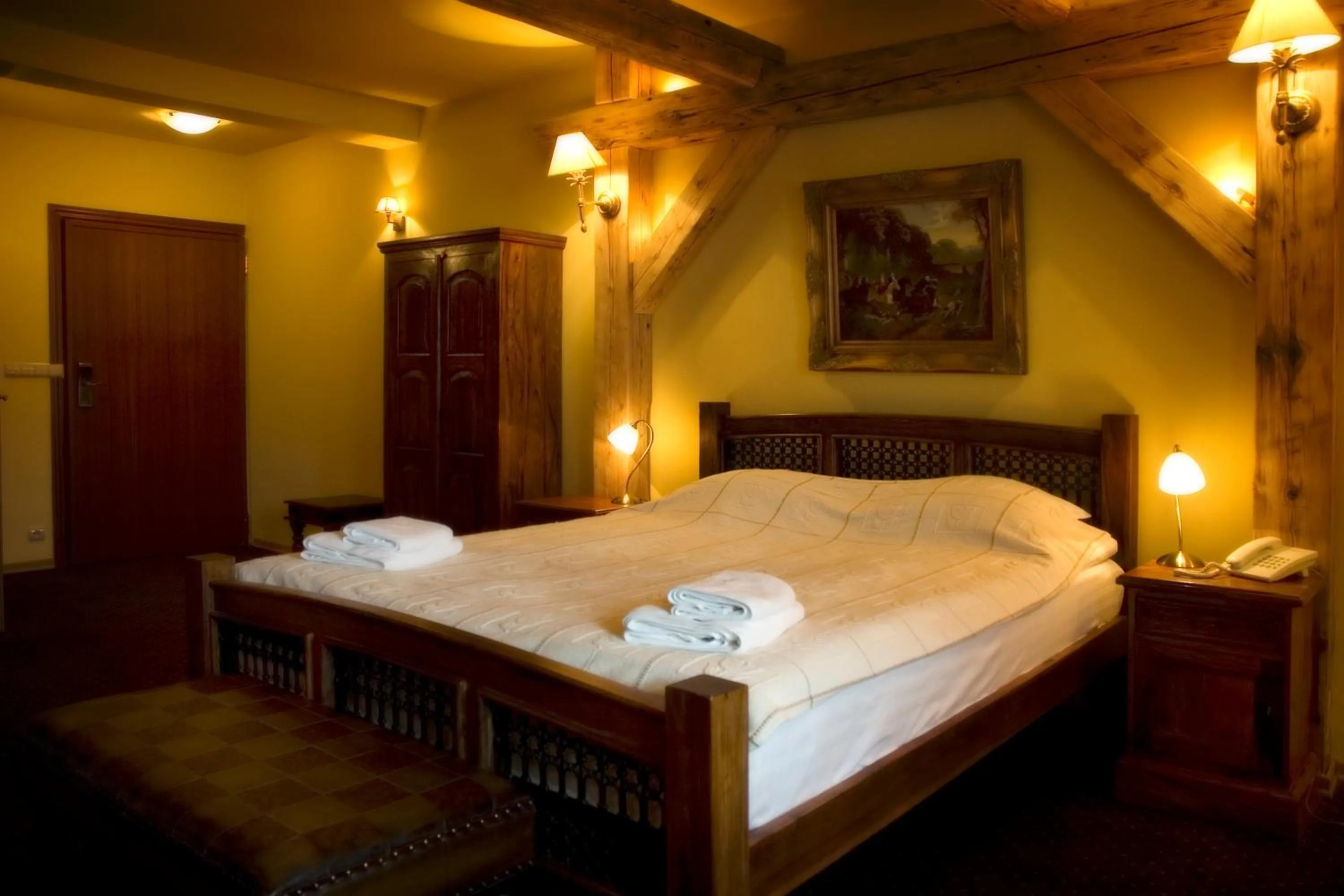 Bed in Hotel Marysin Dwór