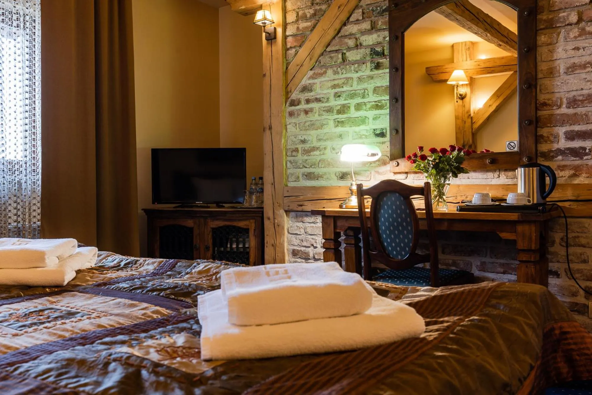 Bed in Hotel Marysin Dwór