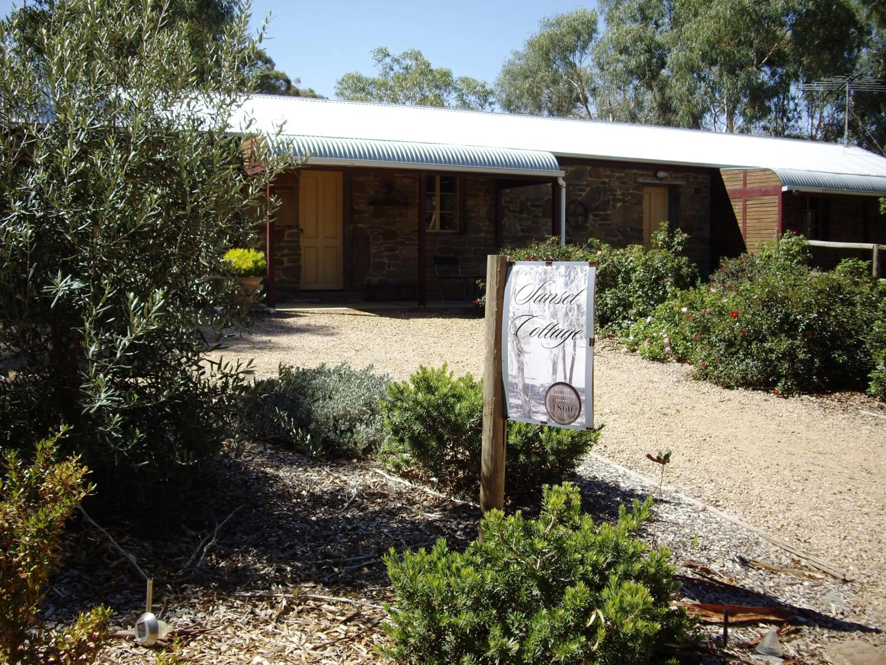 Property building in 1860 Wine Country Cottages