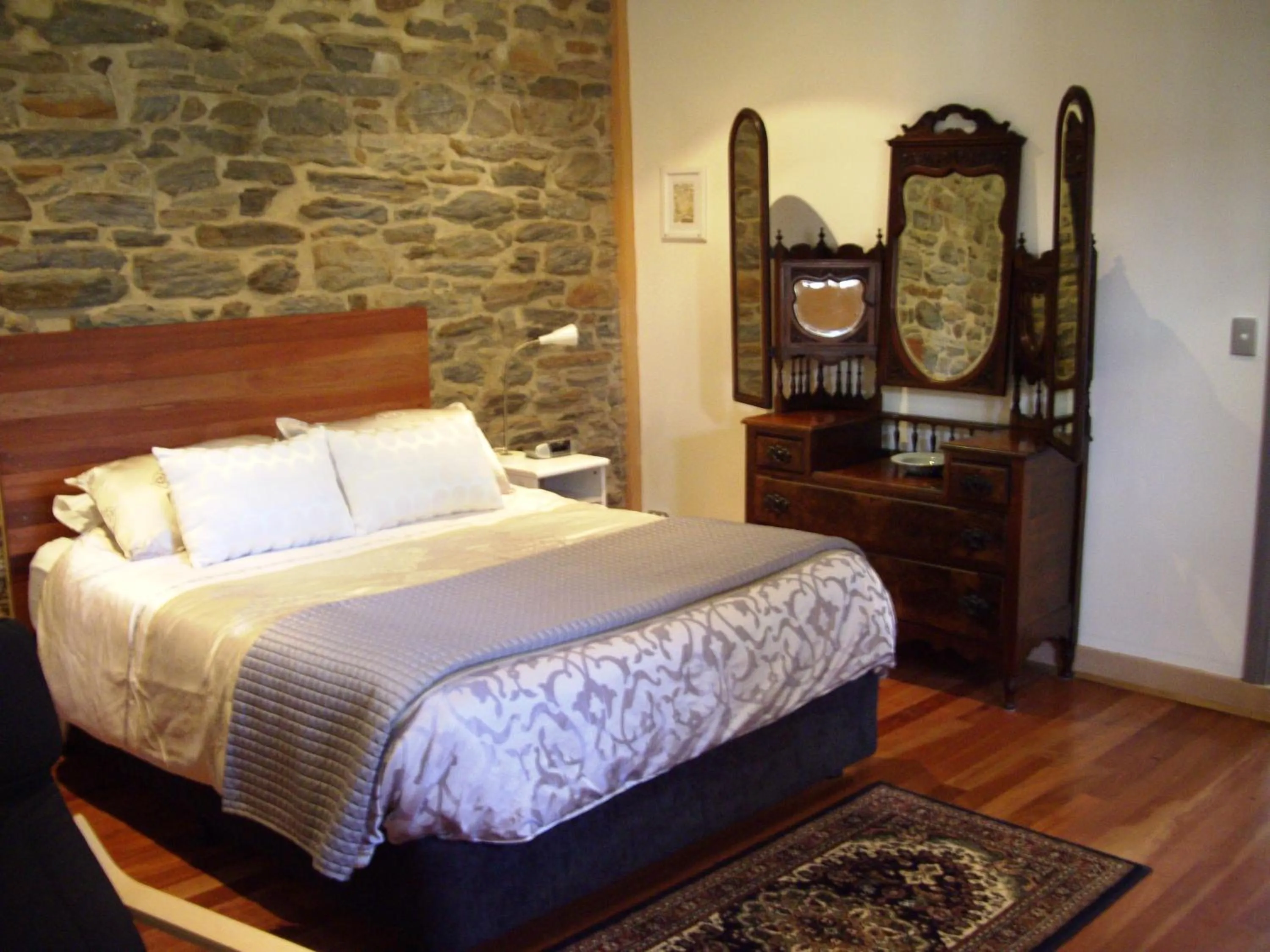 Bedroom, Bed in 1860 Wine Country Cottages
