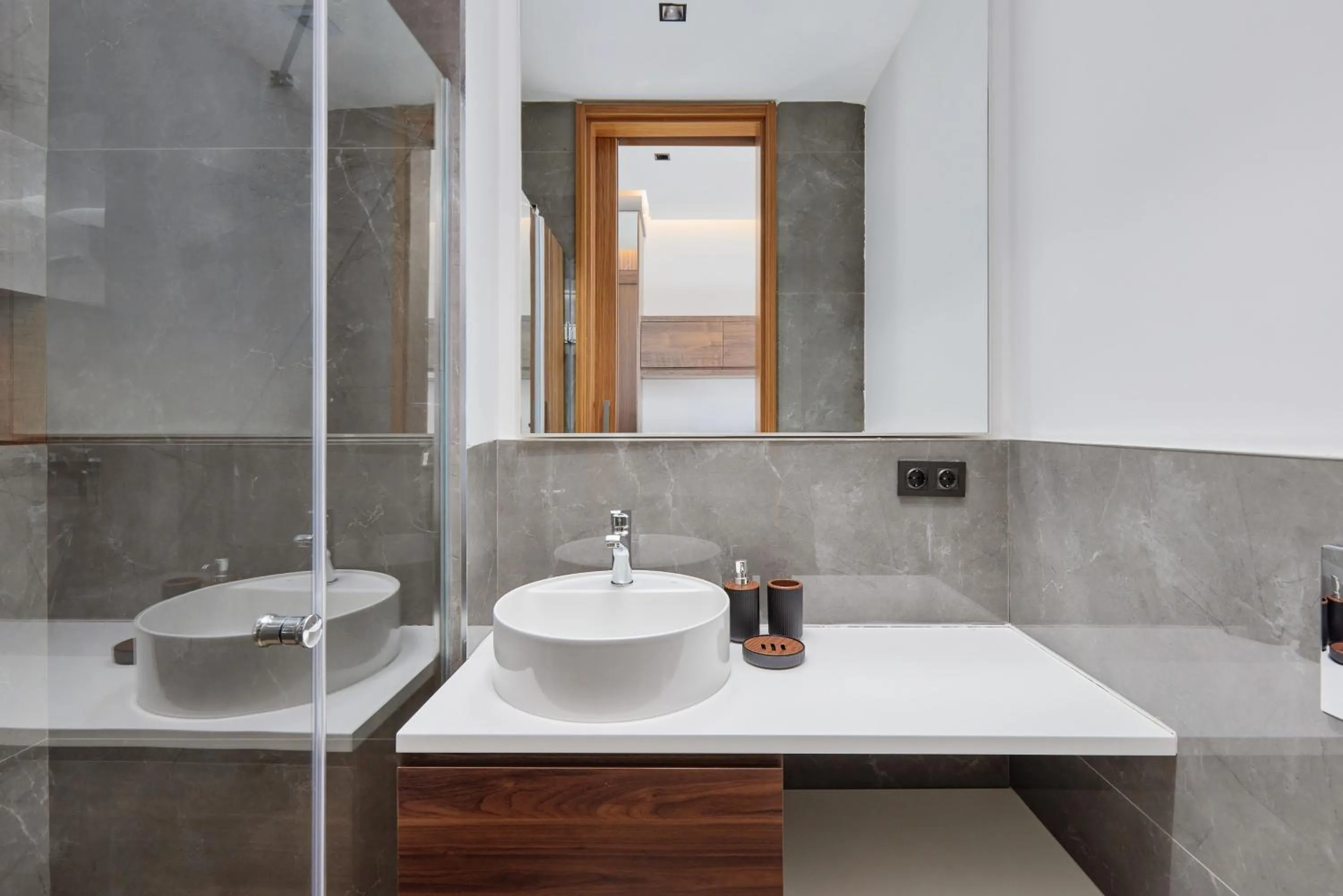 Bathroom in Bayview Hills Luxury Residences