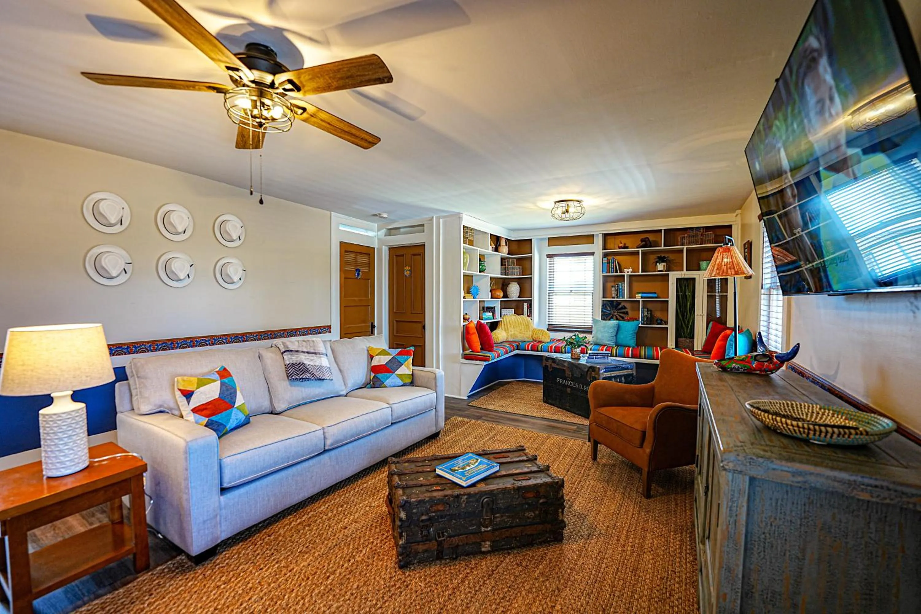 TV and multimedia in La Posada