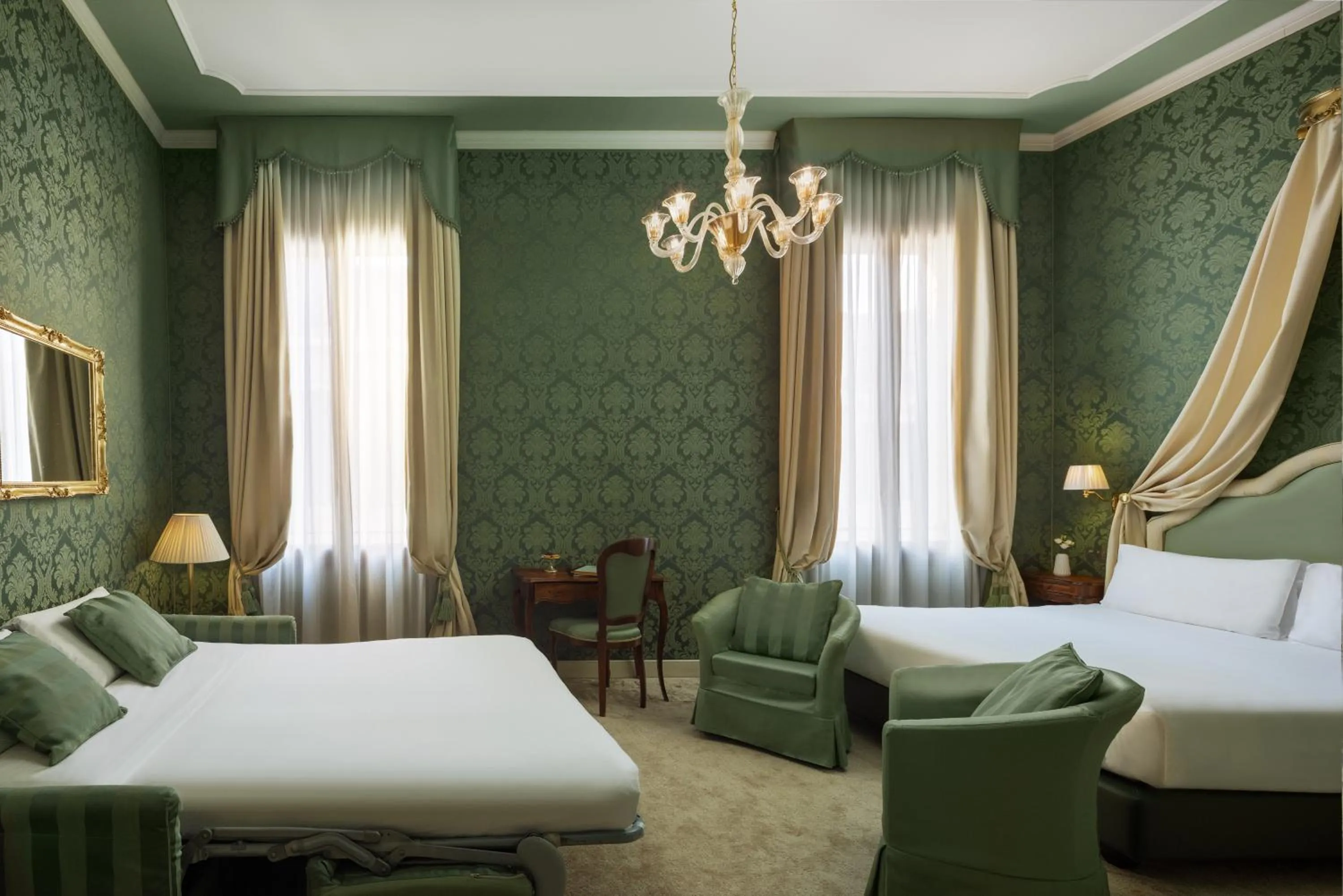 Bedroom, Bed in Maison Venezia | UNA Esperienze