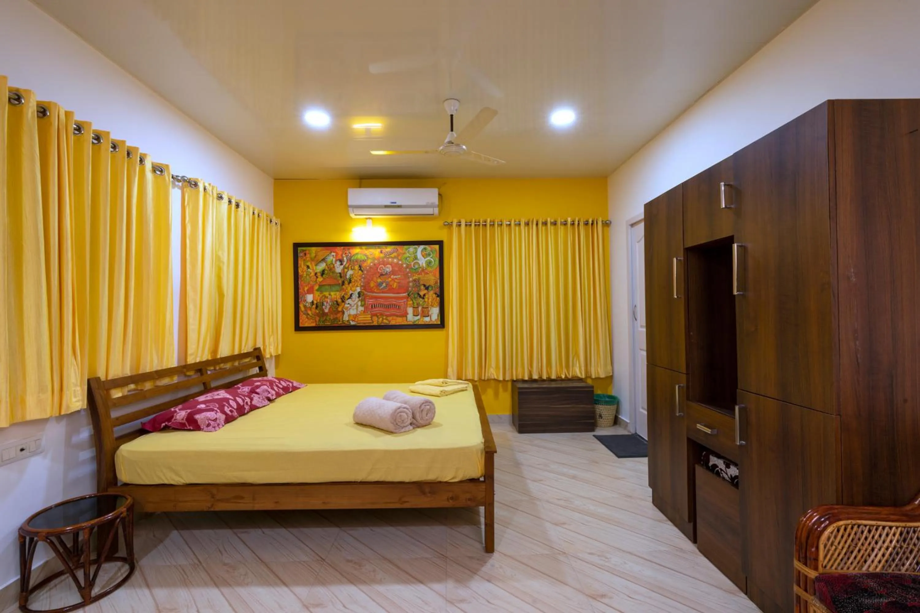 Bedroom, Bed in Vasudevam Premium Suites
