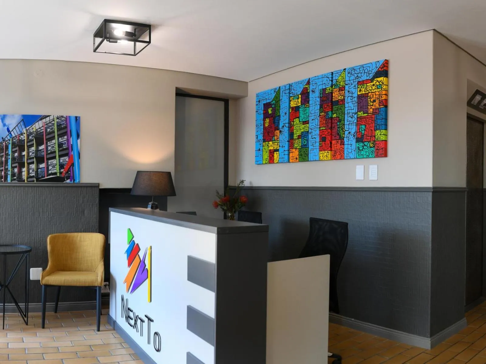 Facade/entrance in Next To Apartment Hotel