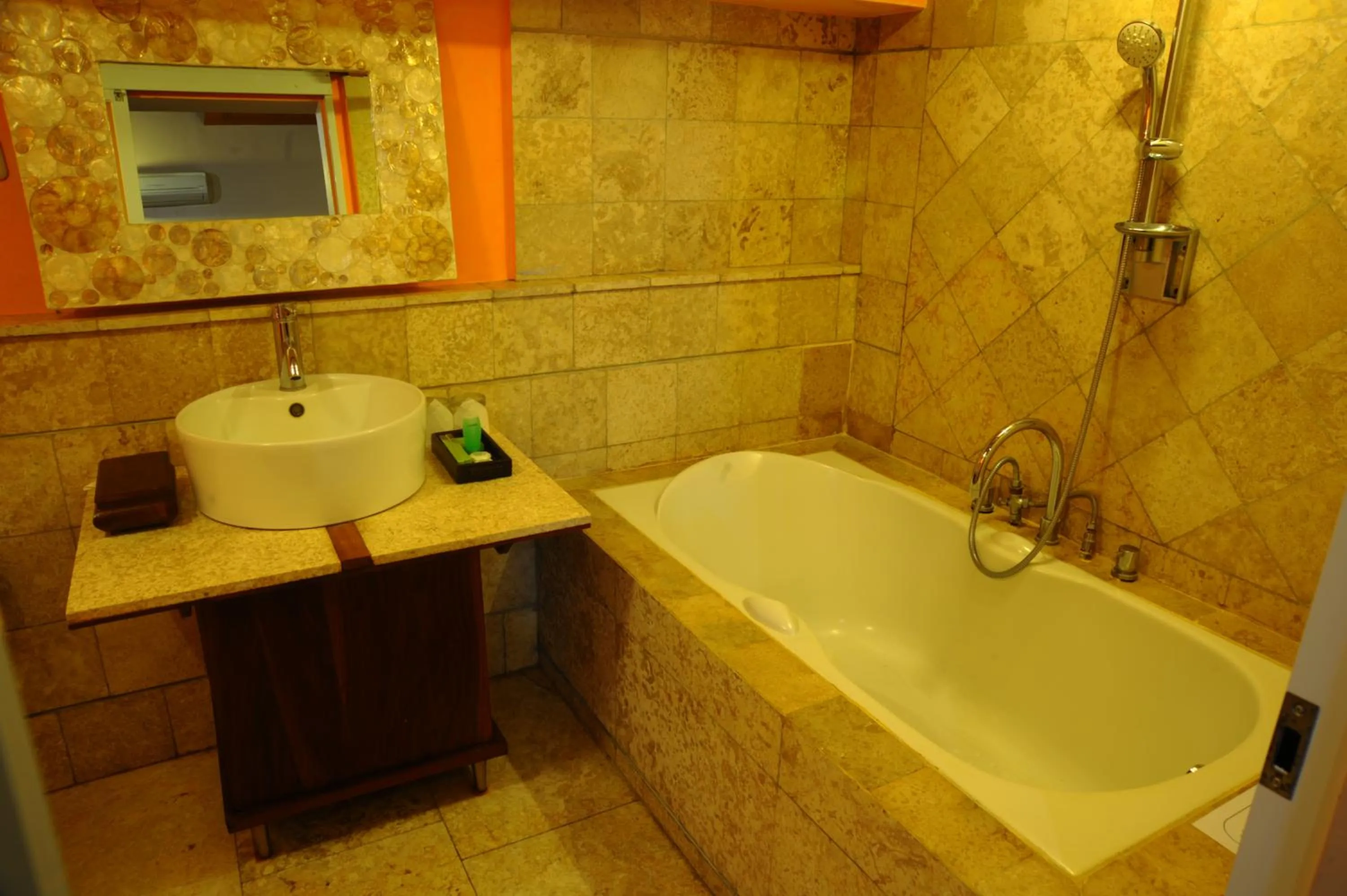 Bathroom in Tegal Panggung Guest House