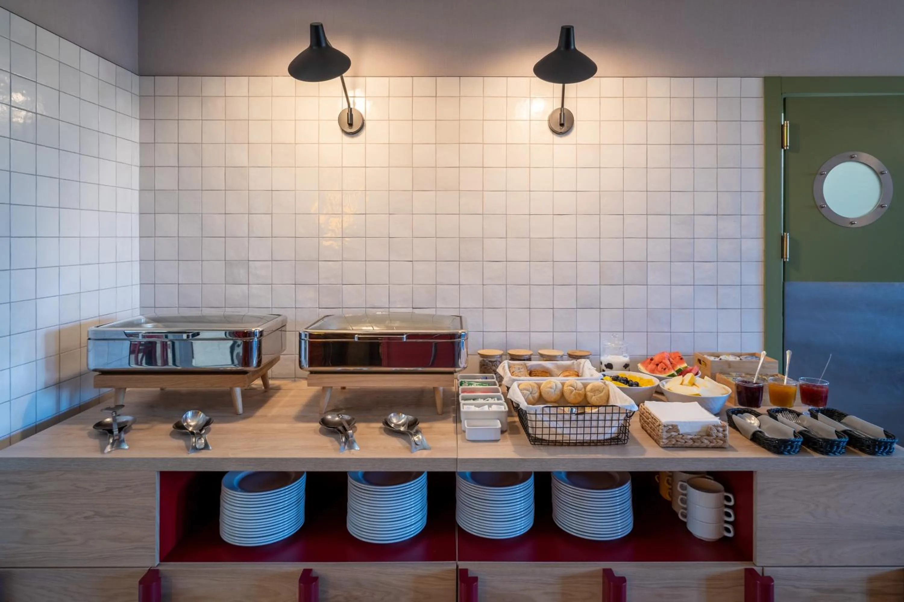 Food in Antares Hotel