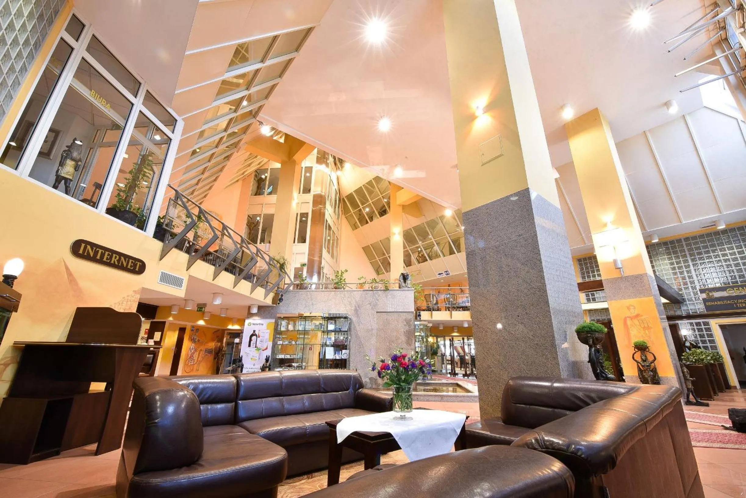Lobby or reception in Piramida Park Hotel & Wellness