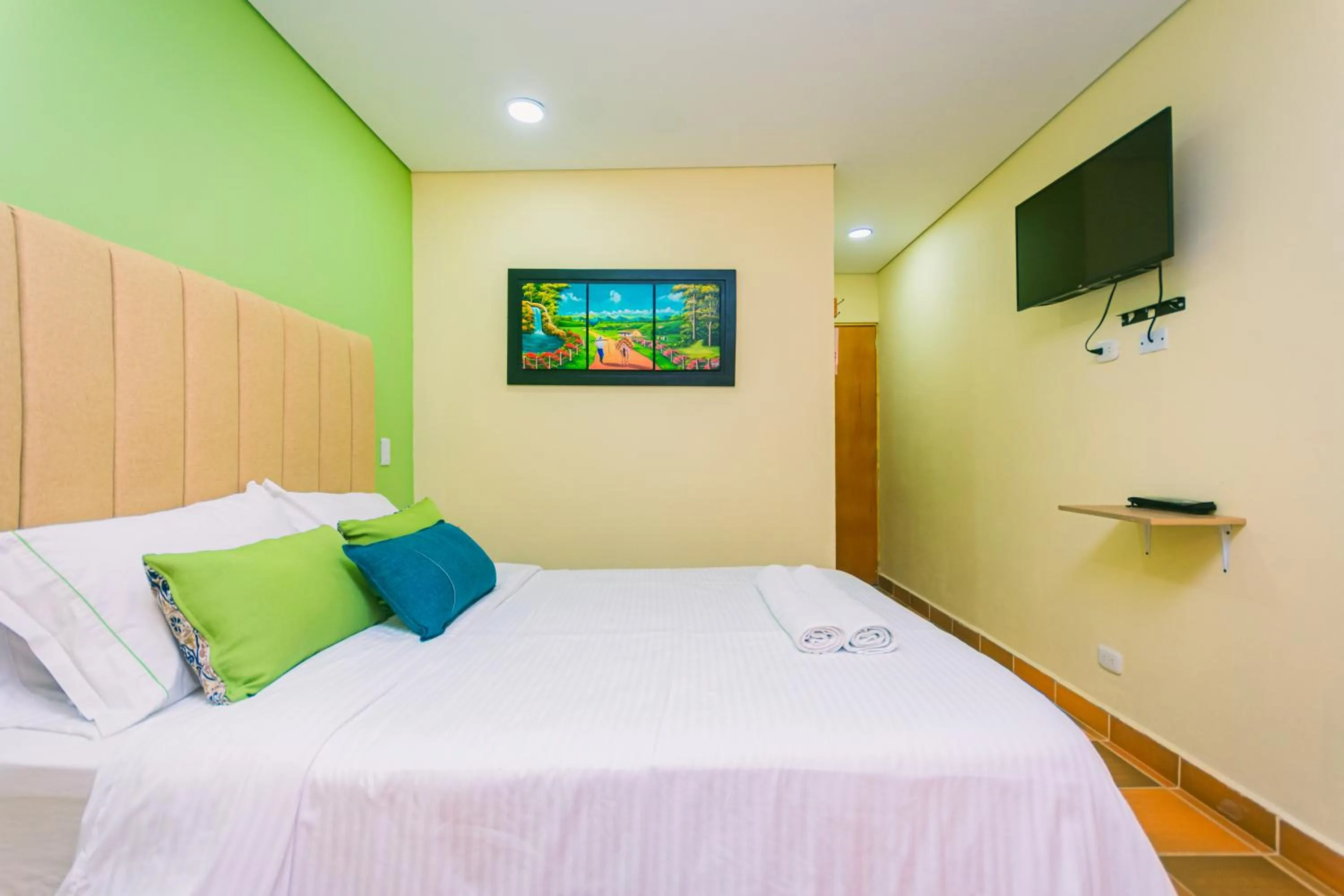 Bedroom, Bed in Hotel Bambu Guatape