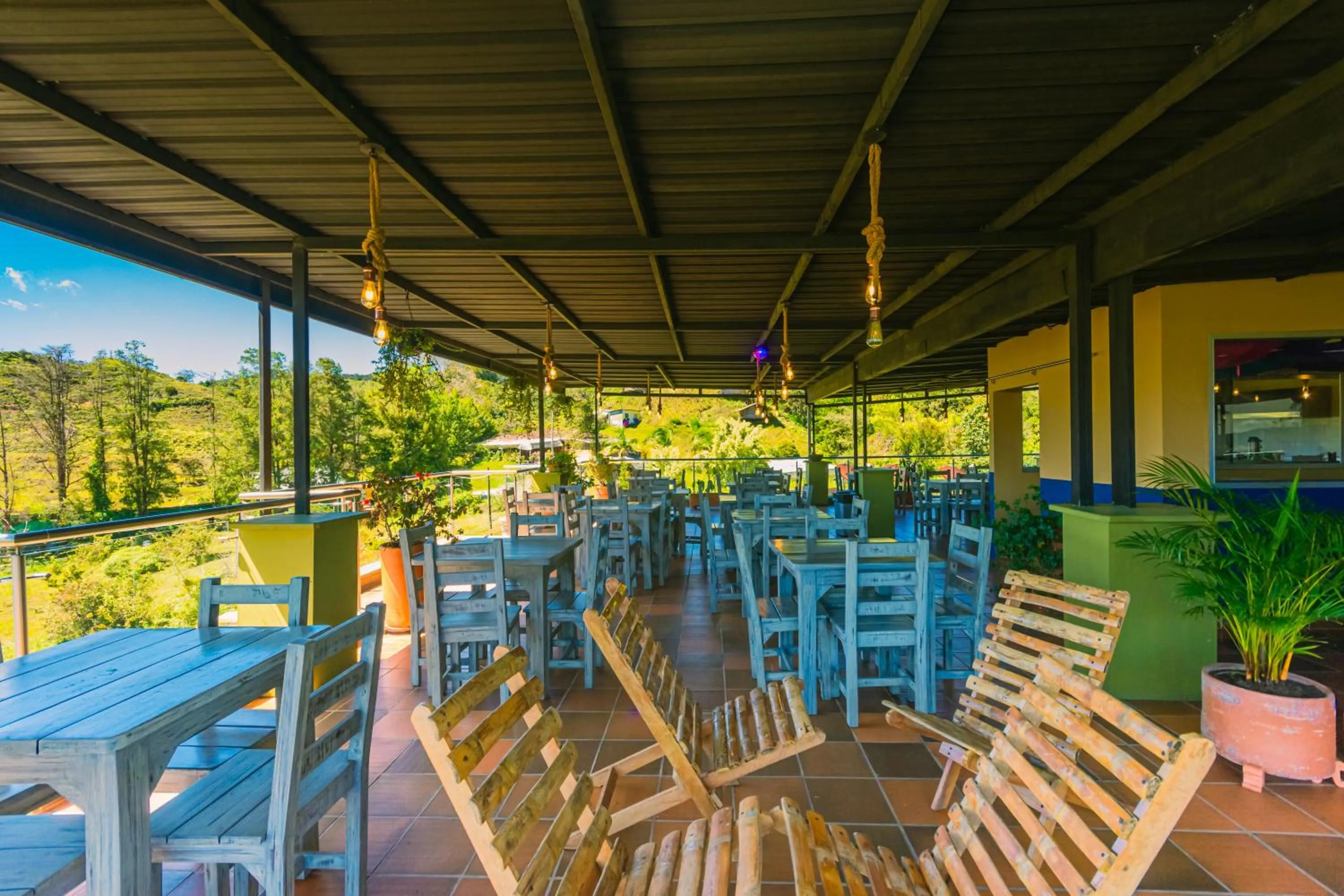 Restaurant/places to eat in Hotel Bambu Guatape