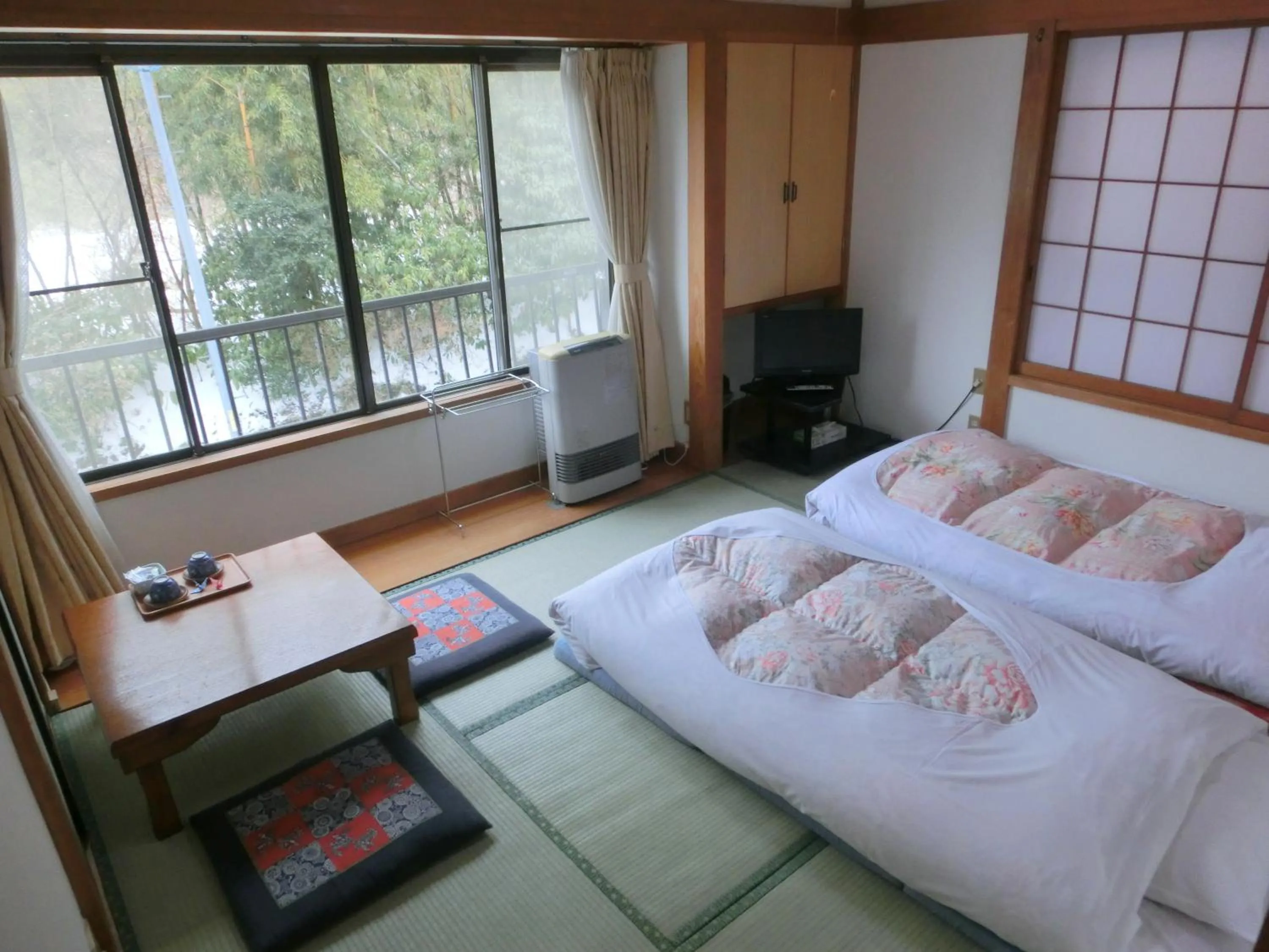 Day, Bed in Moto-Hakone Guest House