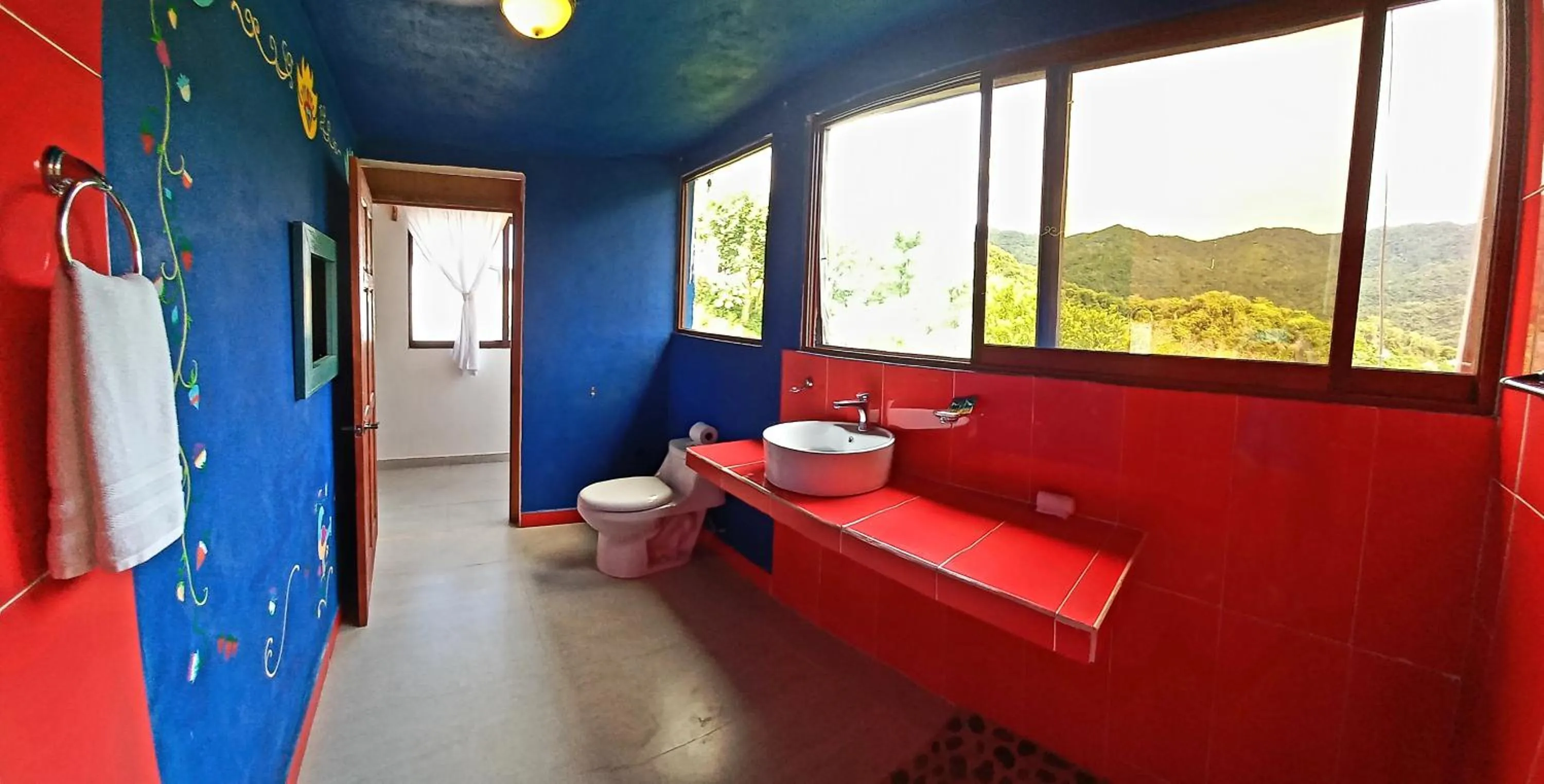 Treasure by the Sea Resort - Happy Hill