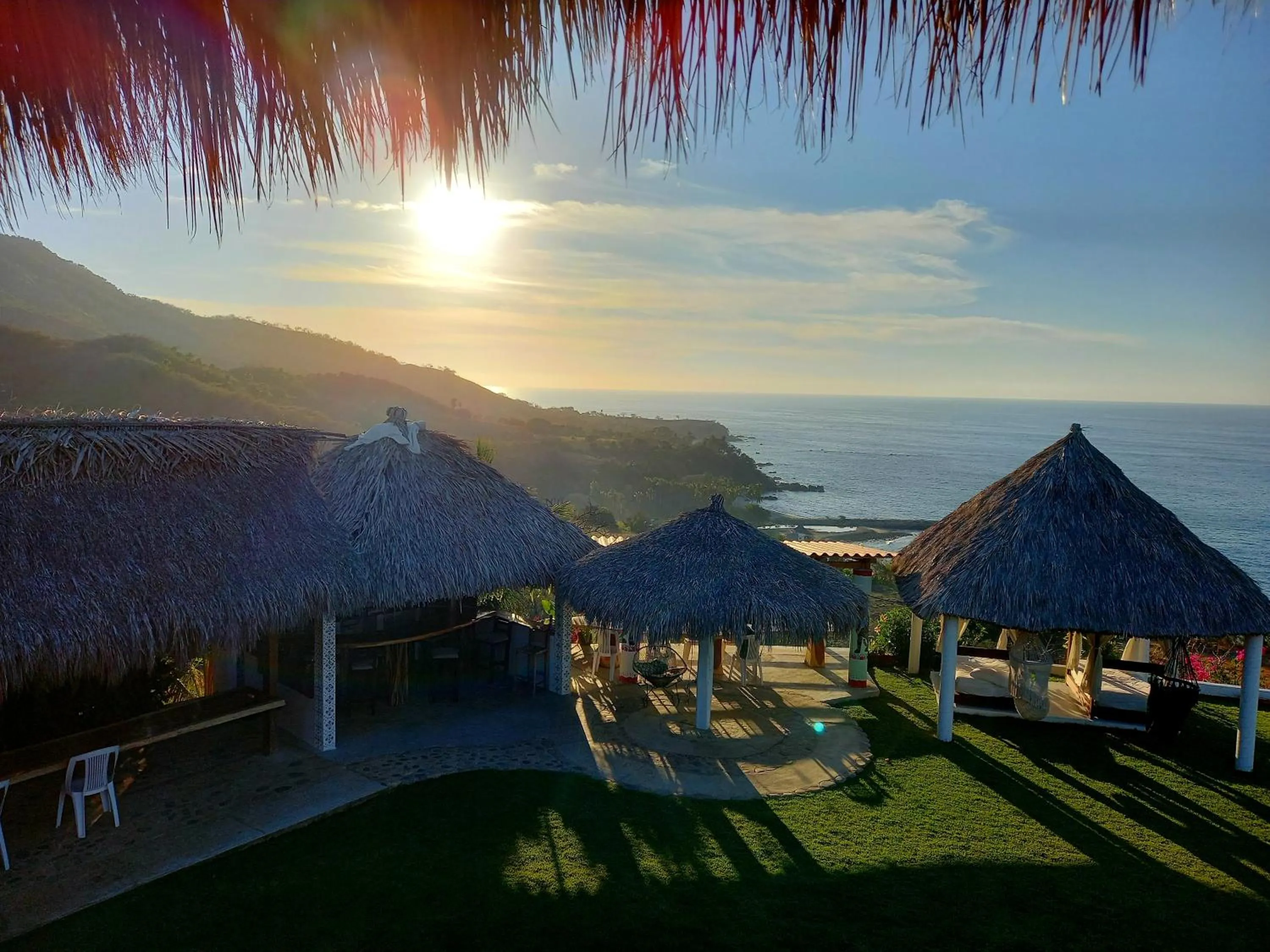 Treasure by the Sea Resort - Happy Hill