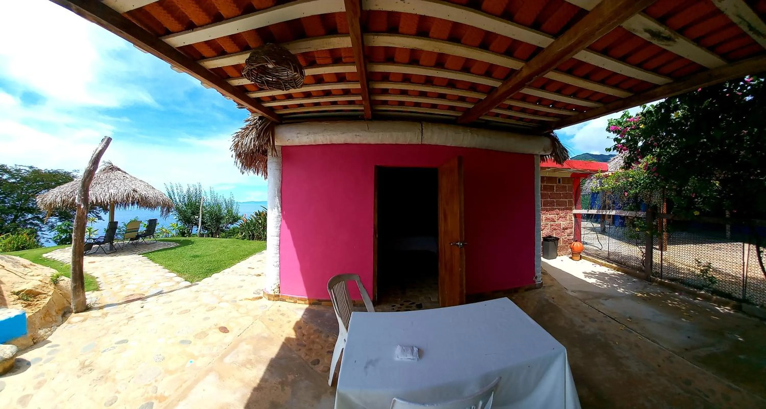 Treasure by the Sea Resort - Happy Hill