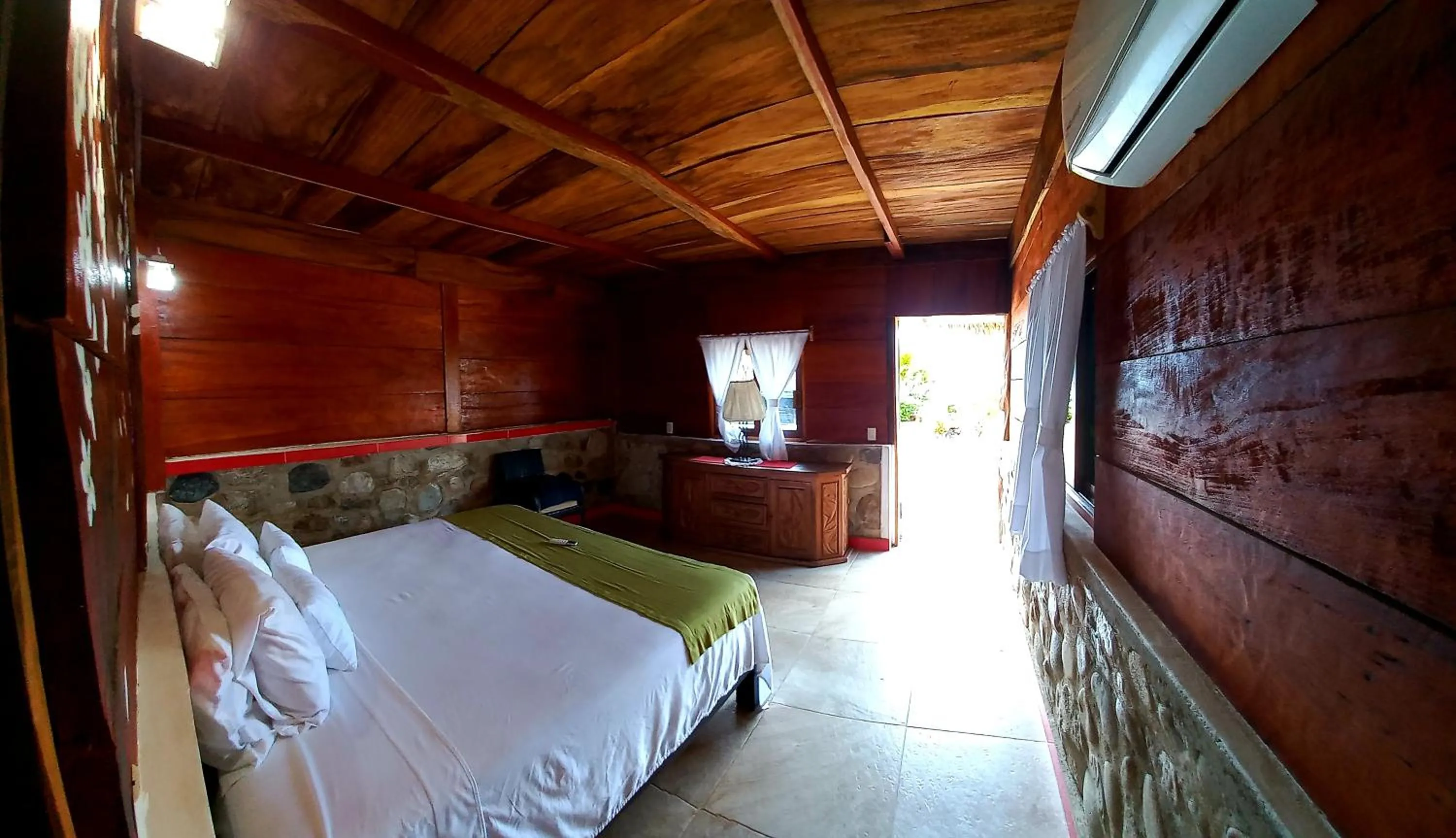 Treasure by the Sea Resort - Happy Hill