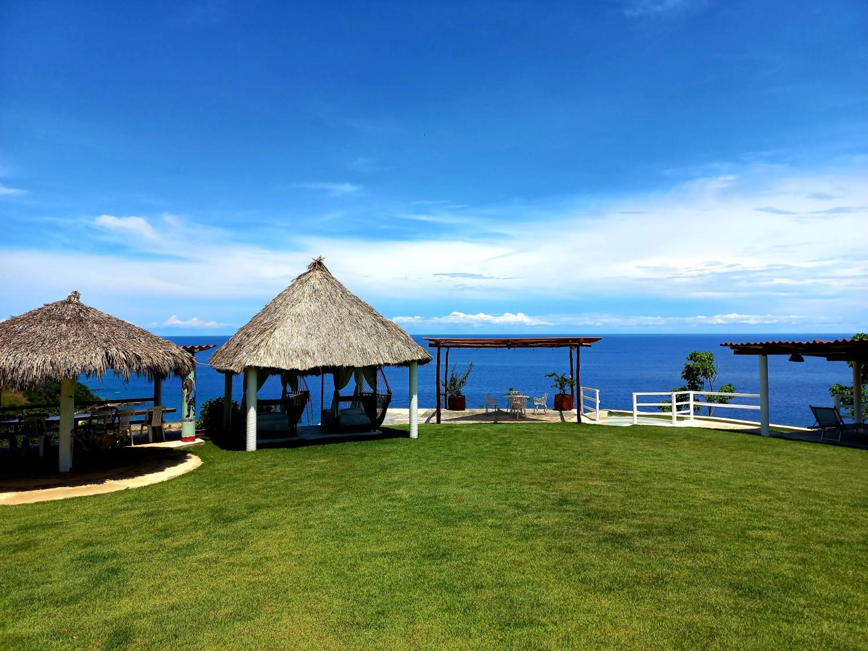 Treasure by the Sea Resort - Happy Hill