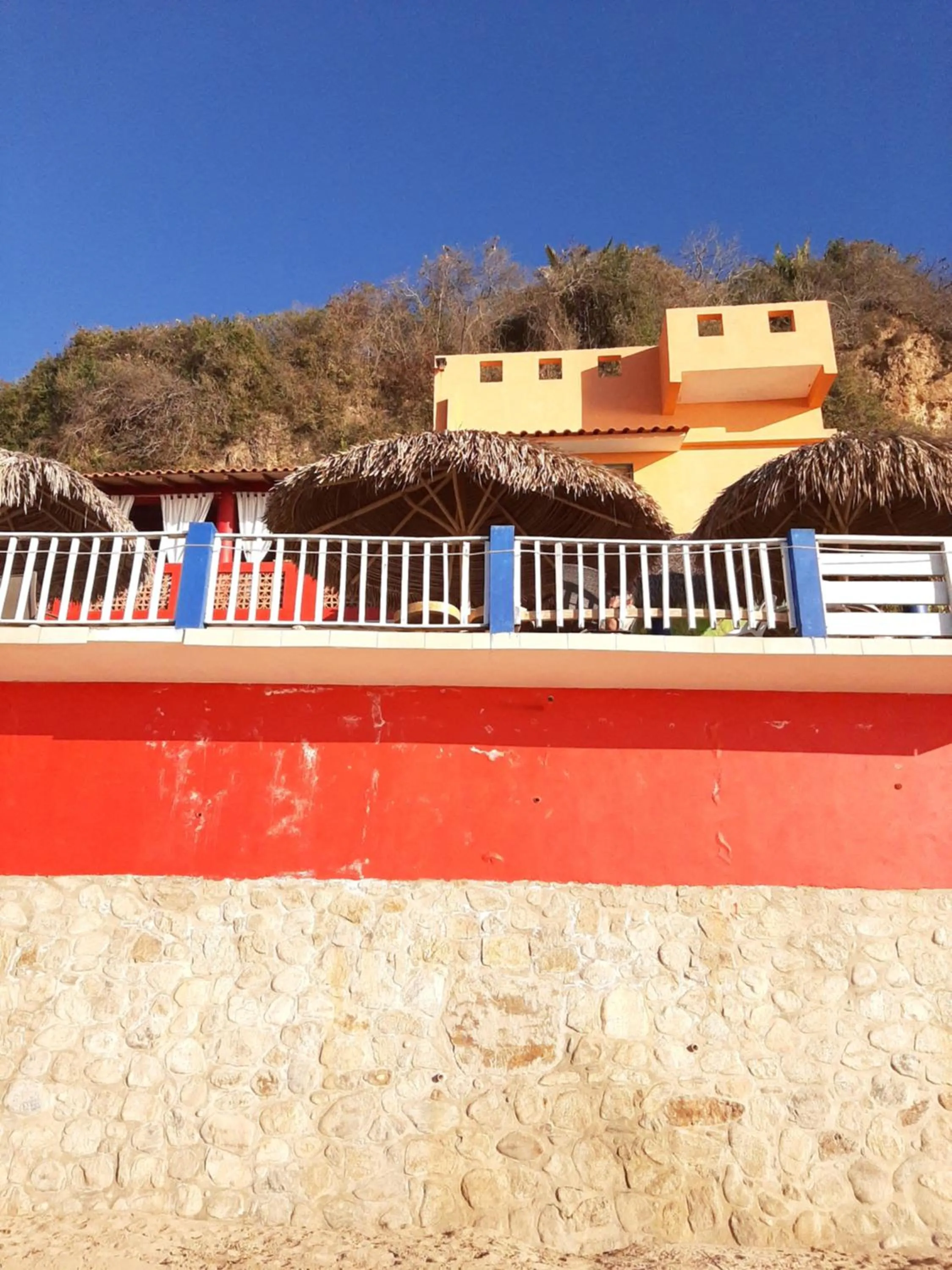 Treasure by the Sea Resort - Happy Hill