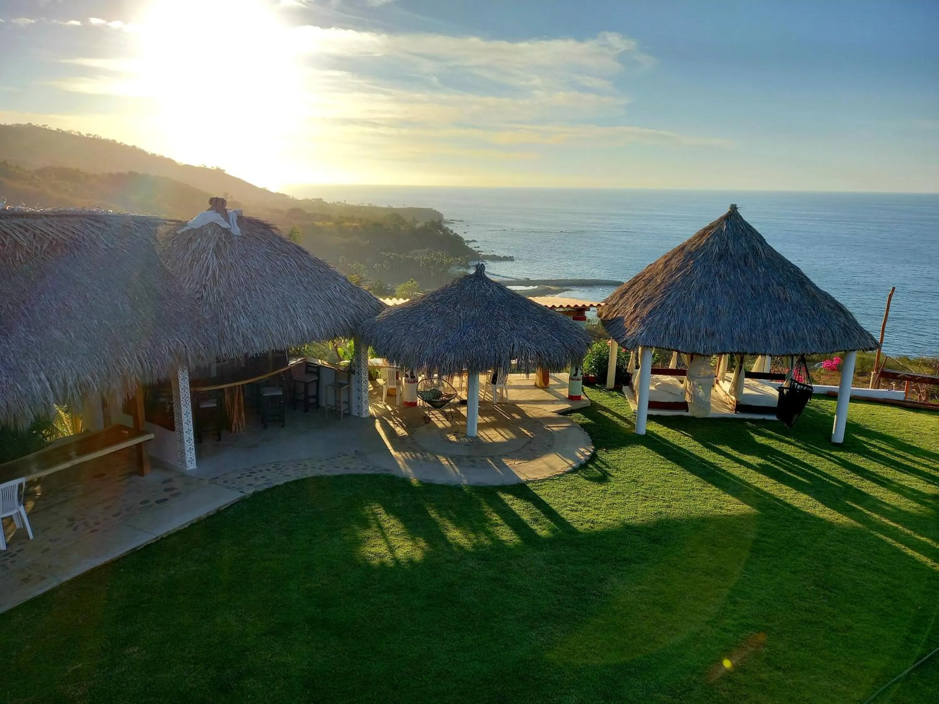 Treasure by the Sea Resort - Happy Hill