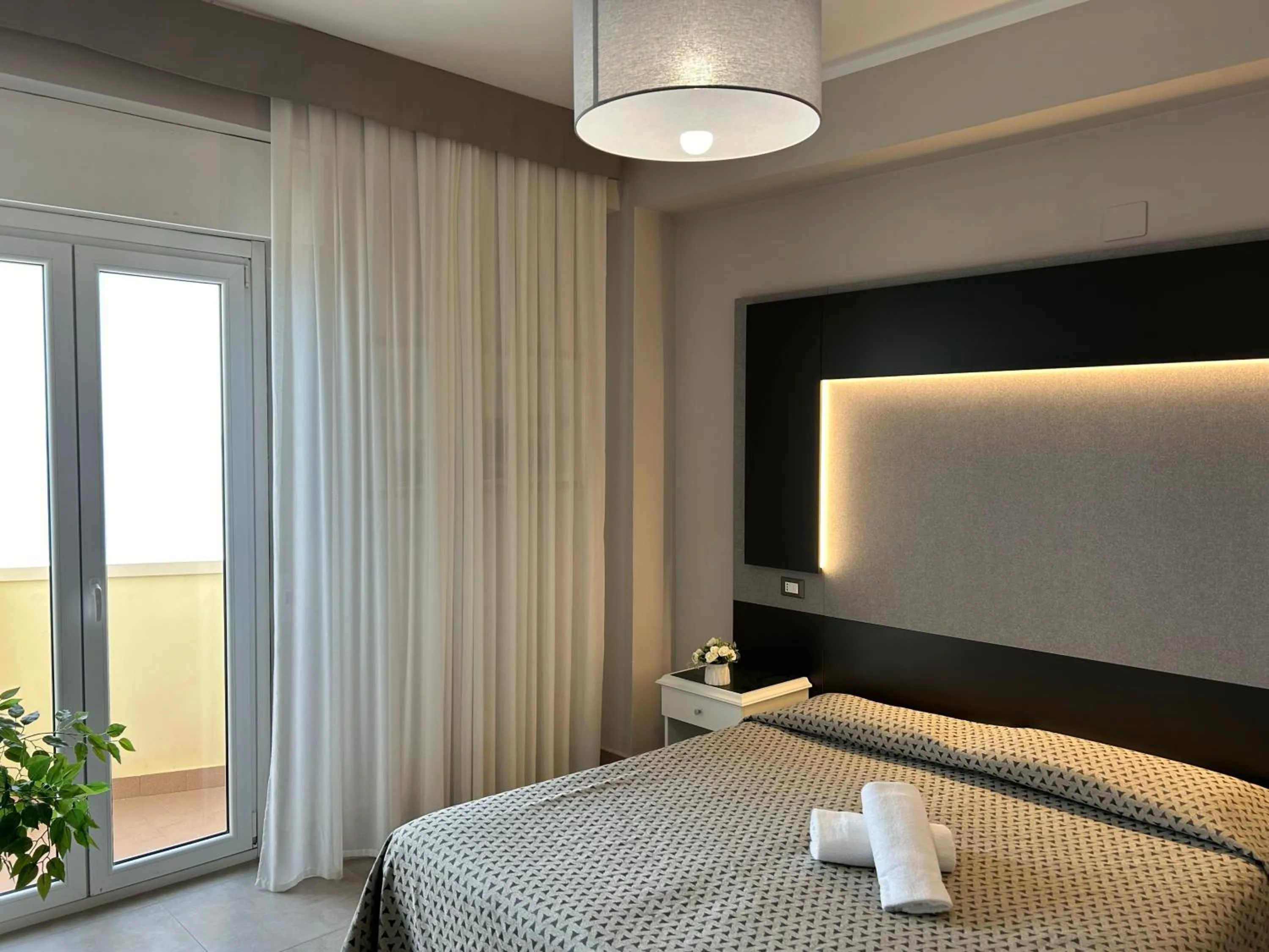 Bedroom, Bed in Grand Eurhotel