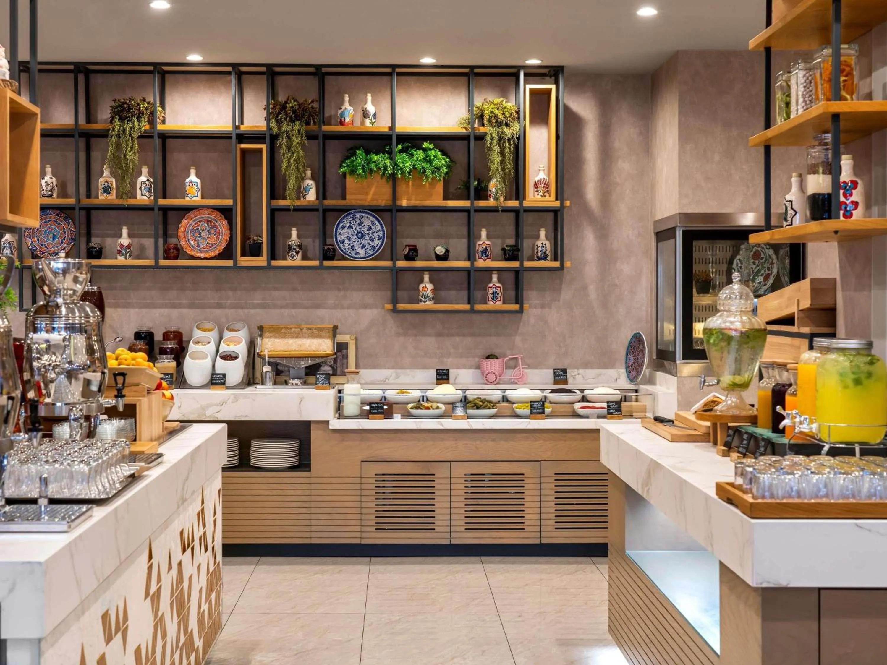 Property building in Novotel Istanbul Zeytinburnu