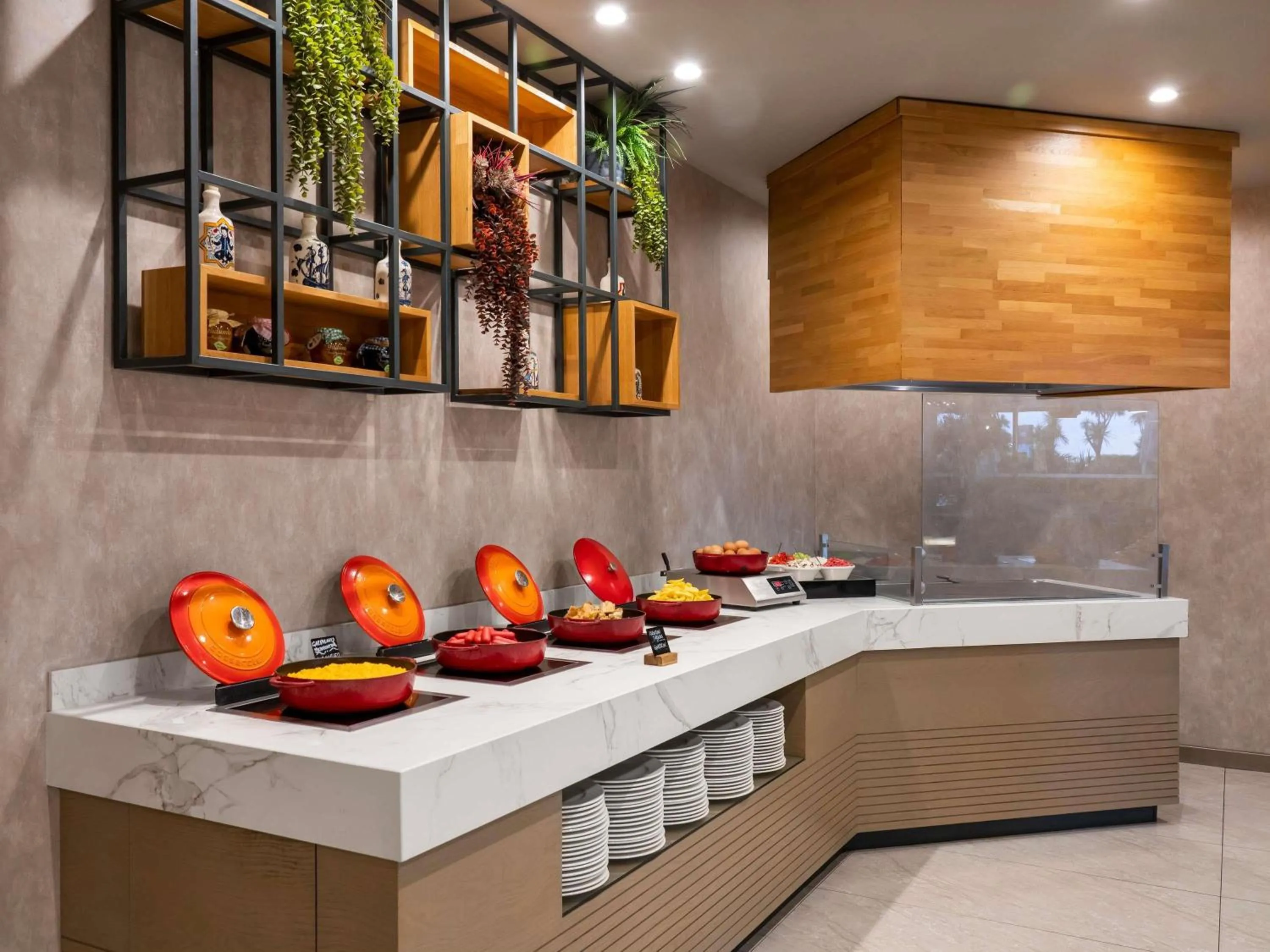 Restaurant/places to eat in Novotel Istanbul Zeytinburnu