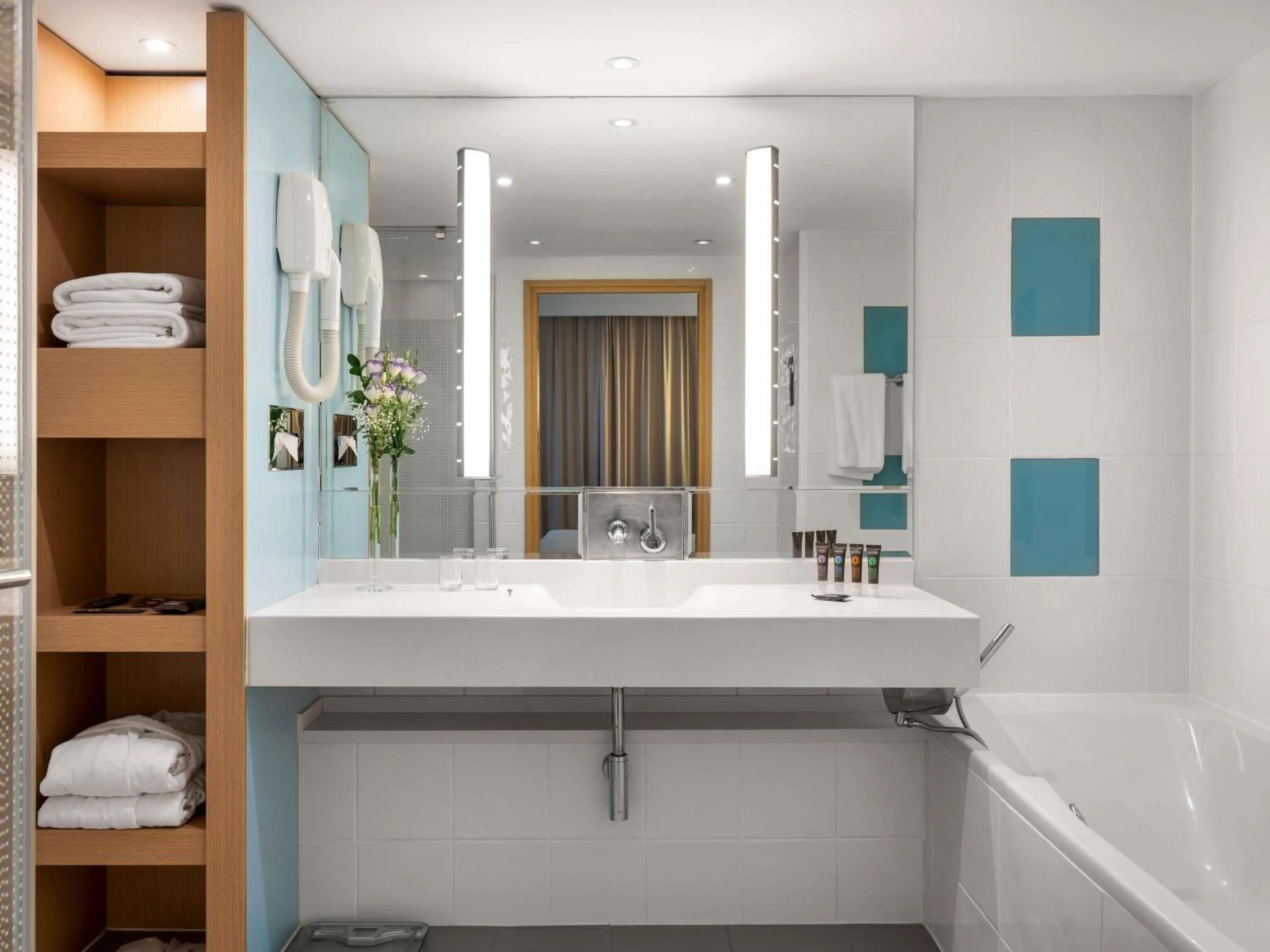 Bedroom in Novotel Istanbul Zeytinburnu