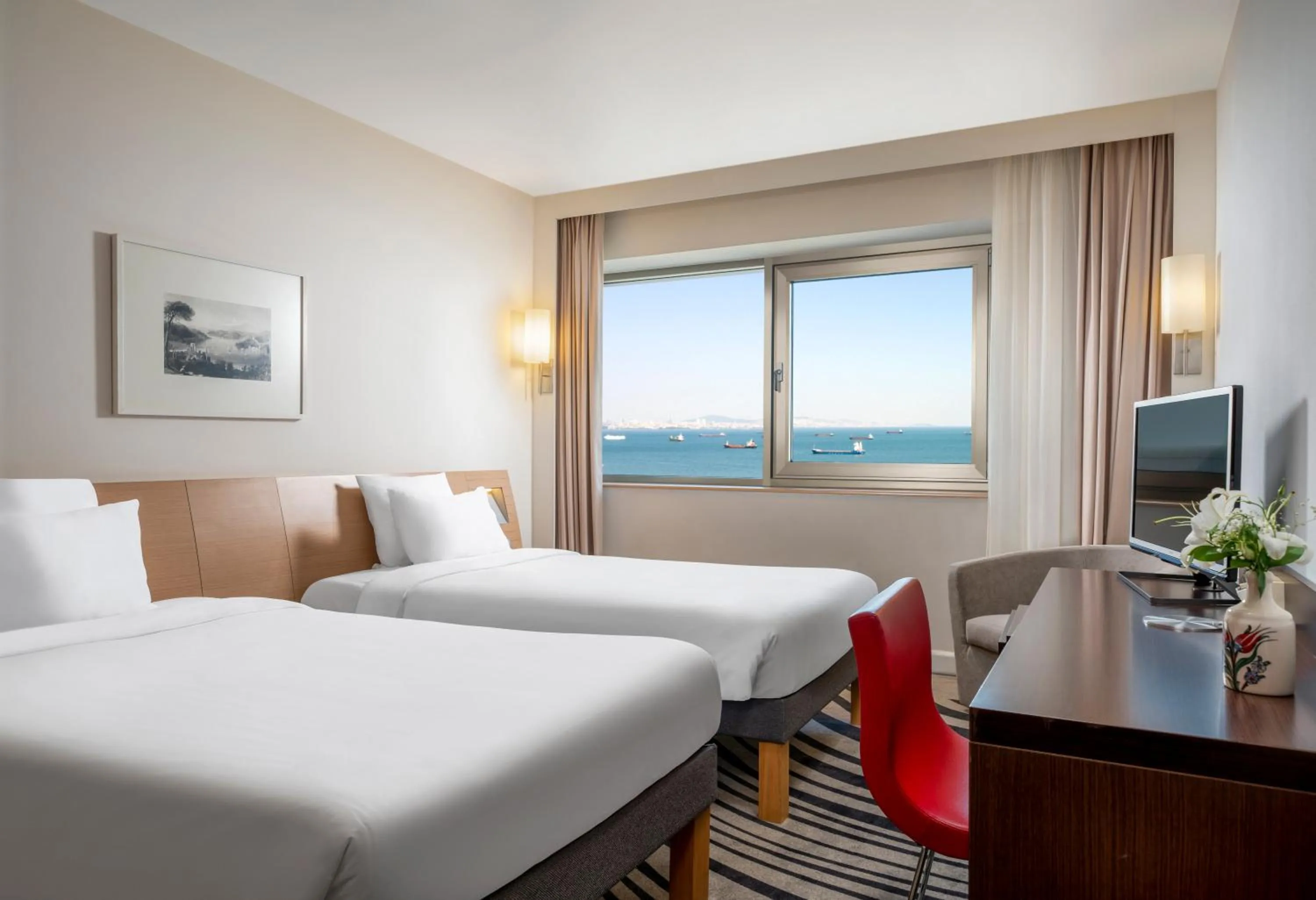 View (from property/room), Bed in Novotel Istanbul Zeytinburnu