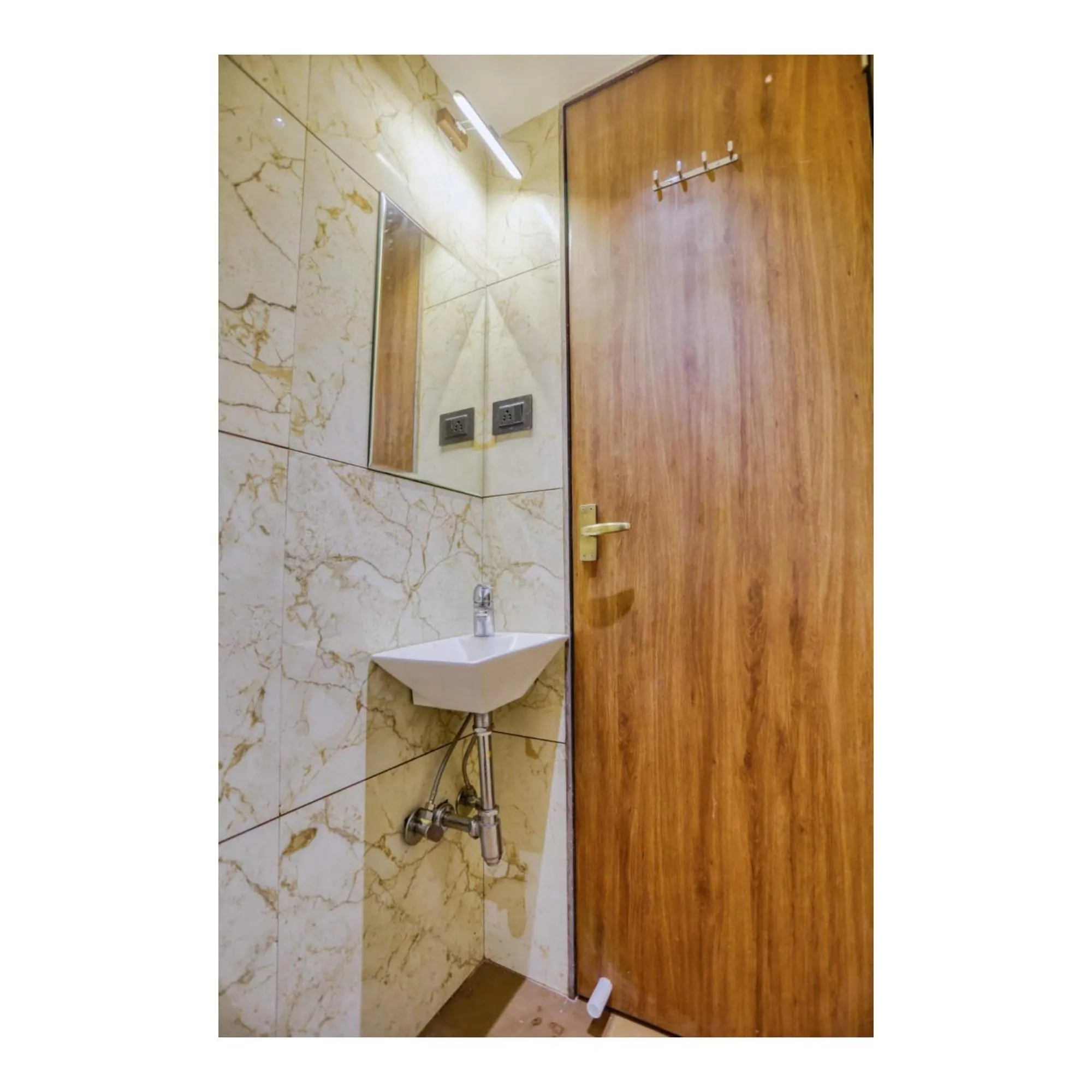 Toilet in Hotel Pavilion