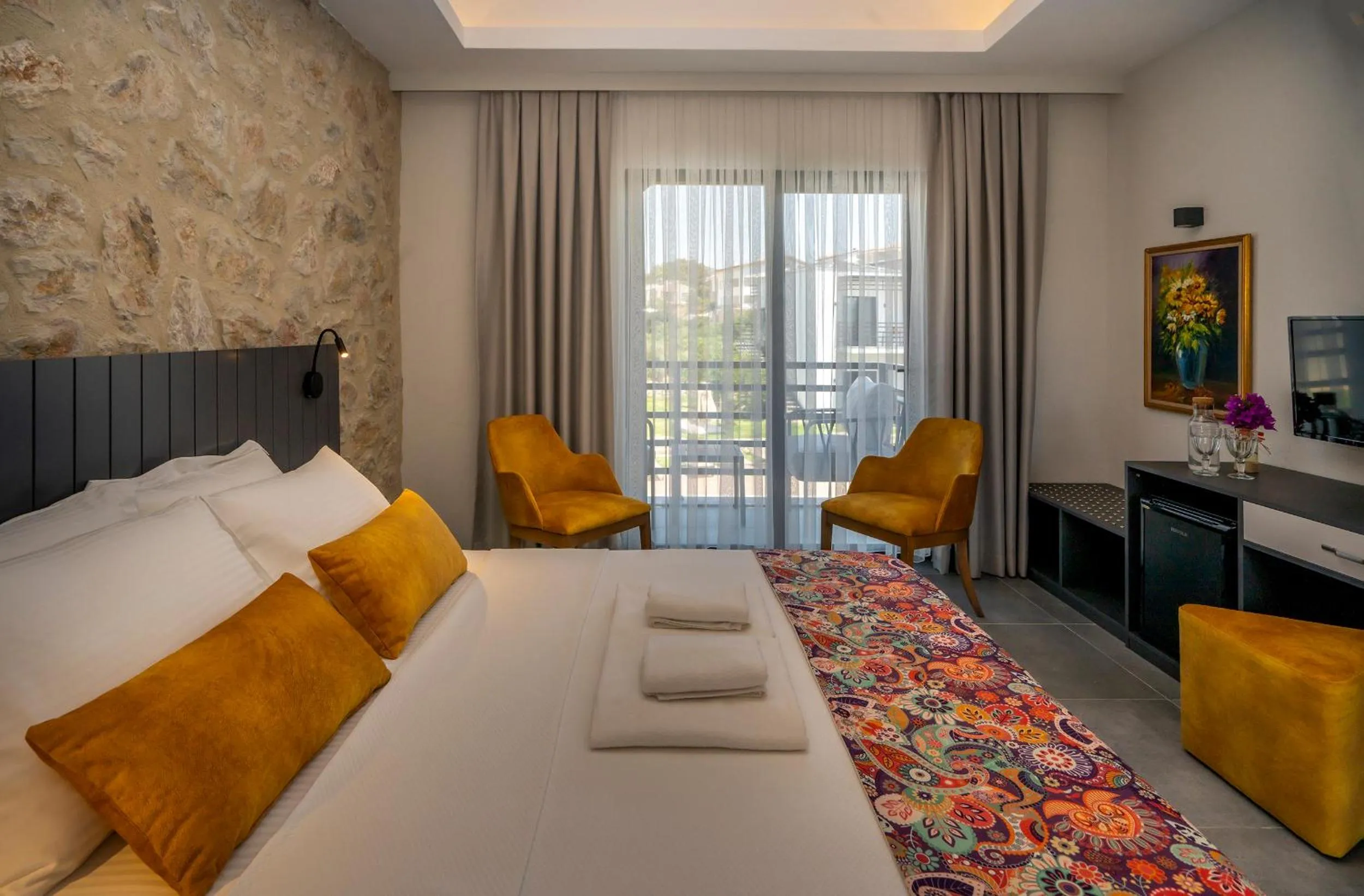 Bed in DADYA BORA HOTEL