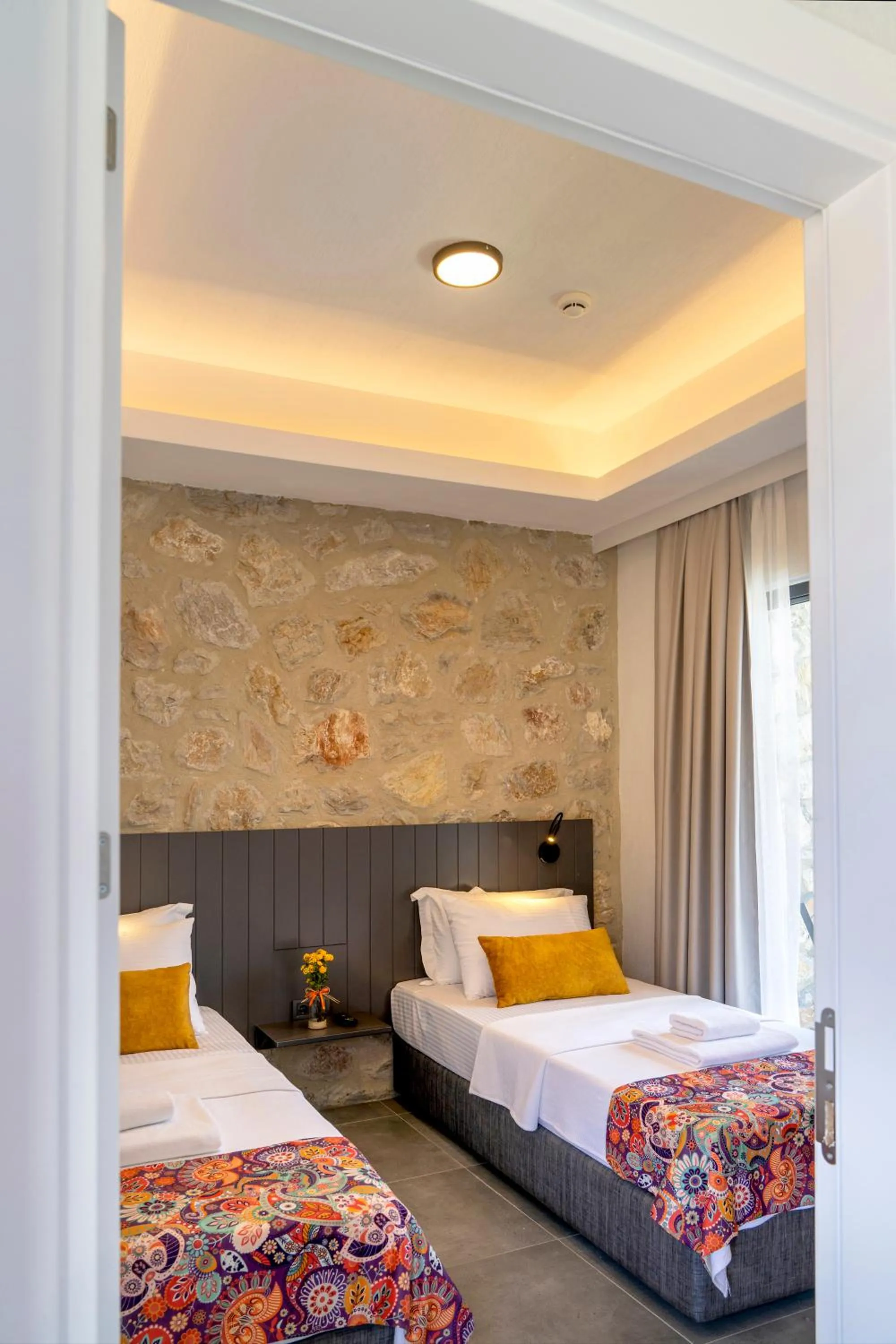 Bed in DADYA BORA HOTEL