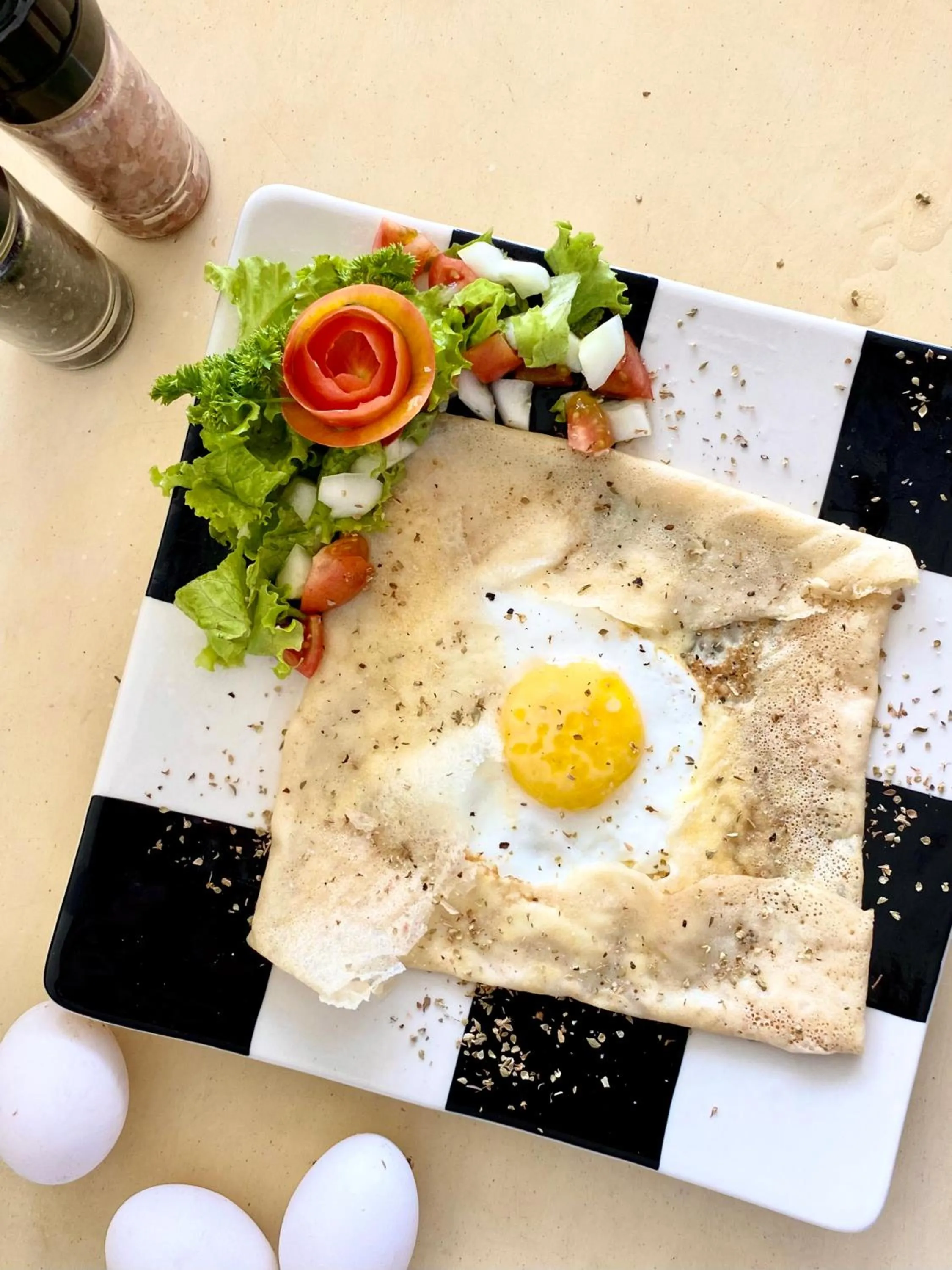 Food in Belika Beach