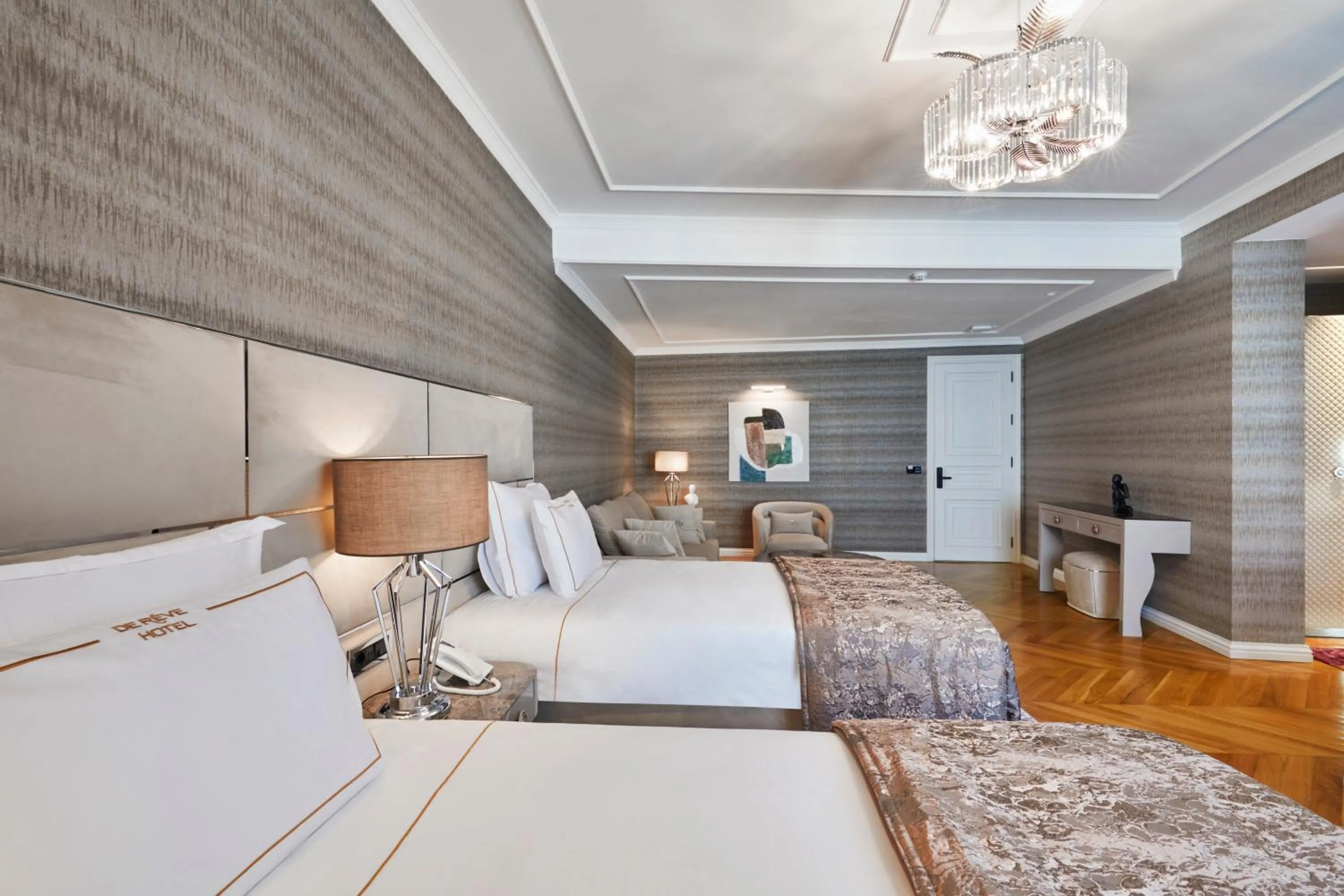 Photo of the whole room, Bed in Hotel De Reve Galata-Special Class