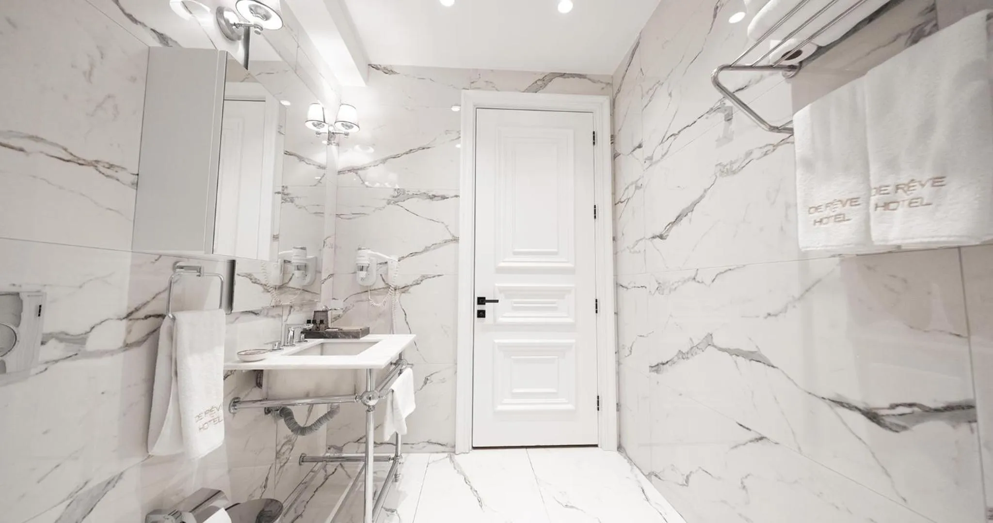 Shower in Hotel De Reve Galata-Special Class