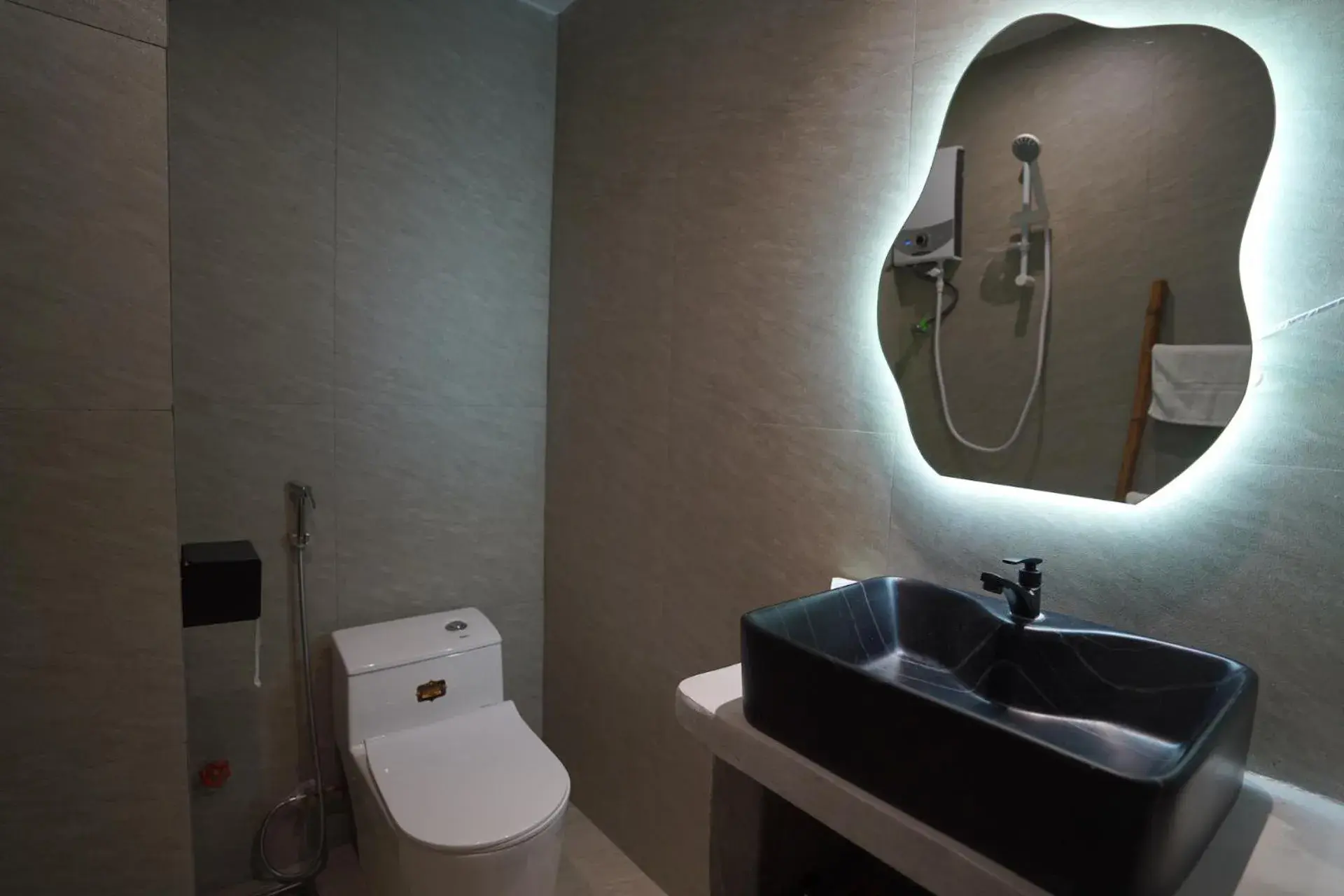 Twin Room with Private Bathroom in VV House Quy Nhon Homestay Twin Room with Private Bathroom in VV House Quy Nhon Homestay