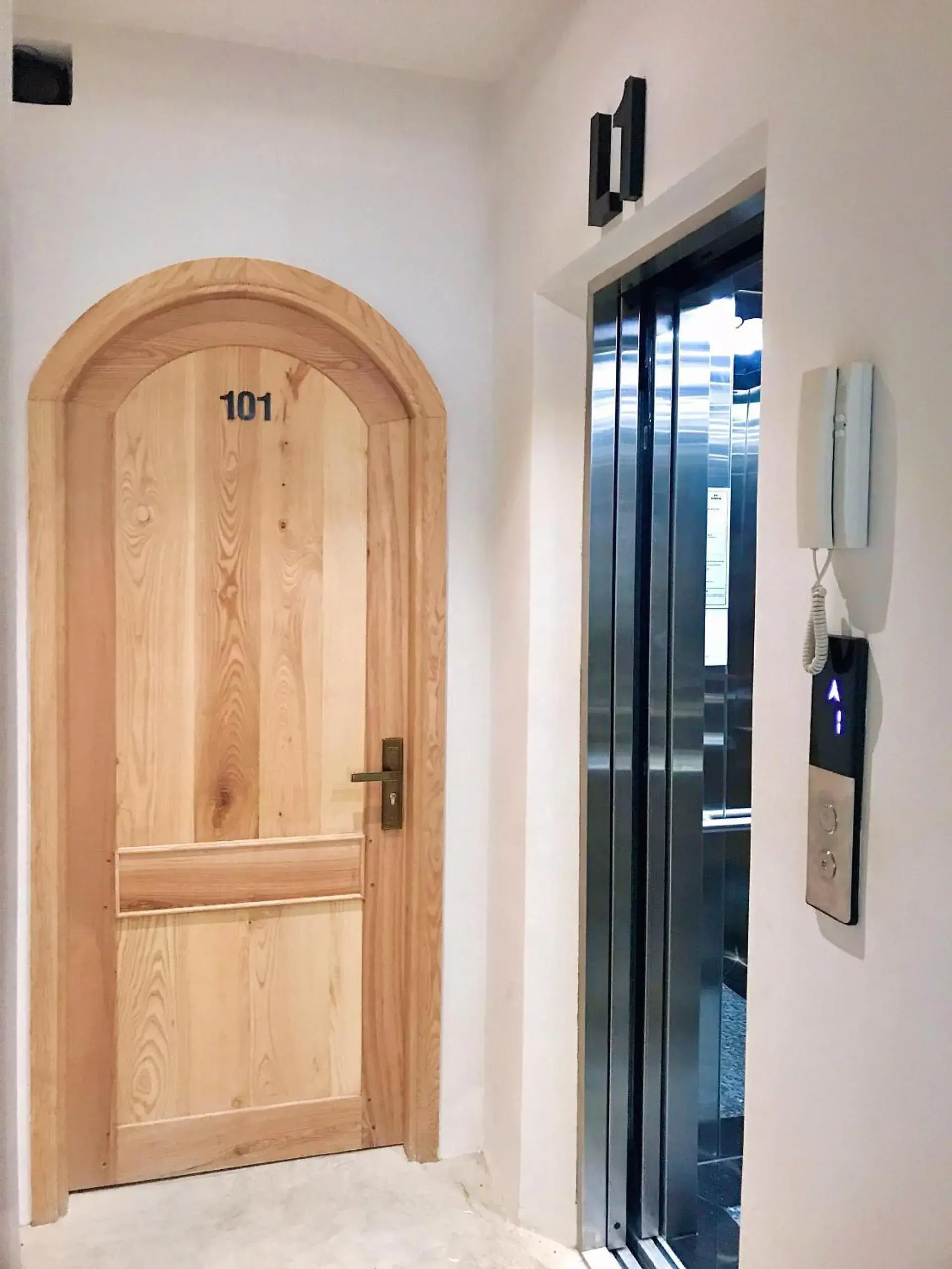 Suite - single occupancy in VV House Quy Nhon Homestay Suite - single occupancy in VV House Quy Nhon Homestay