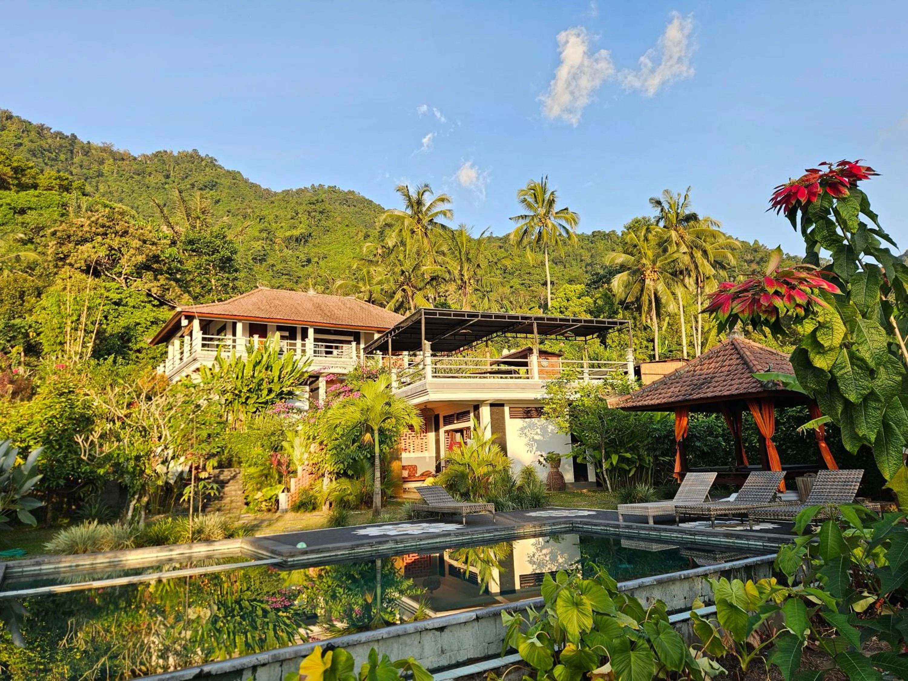 Property building in Villa Markisa Pakisan