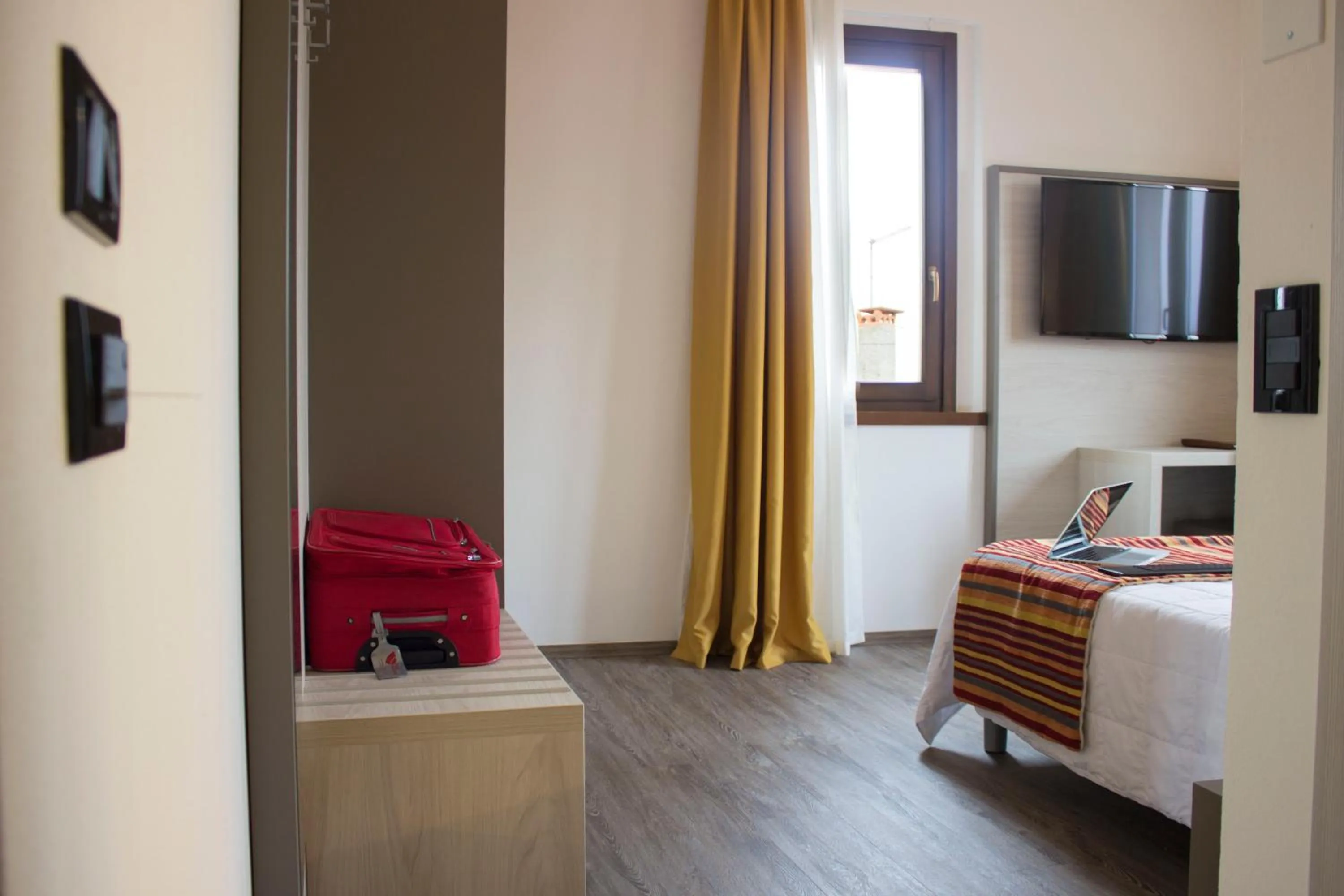 Photo of the whole room, Bed in Hotel Dolomiti